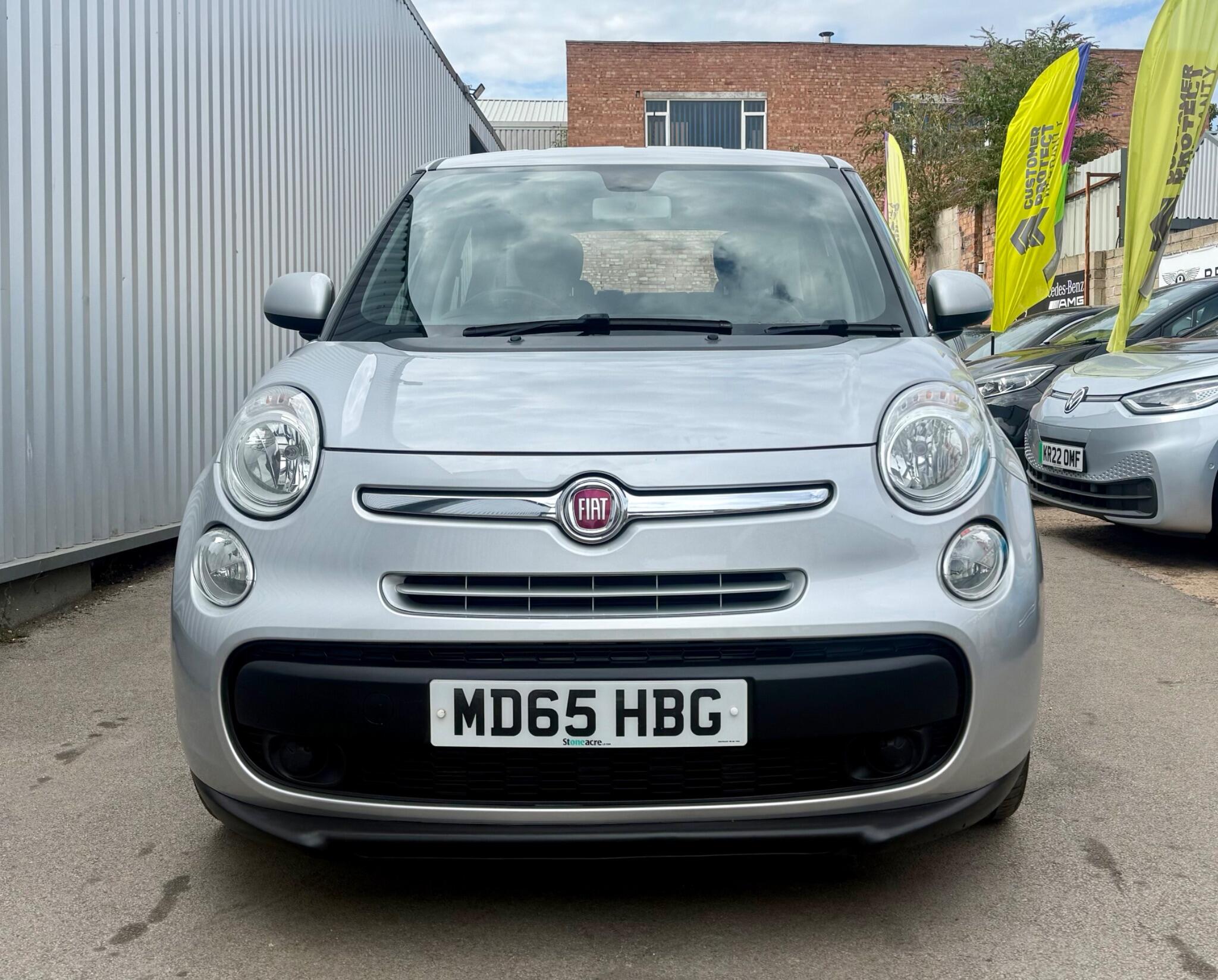 Fiat 500l view 2