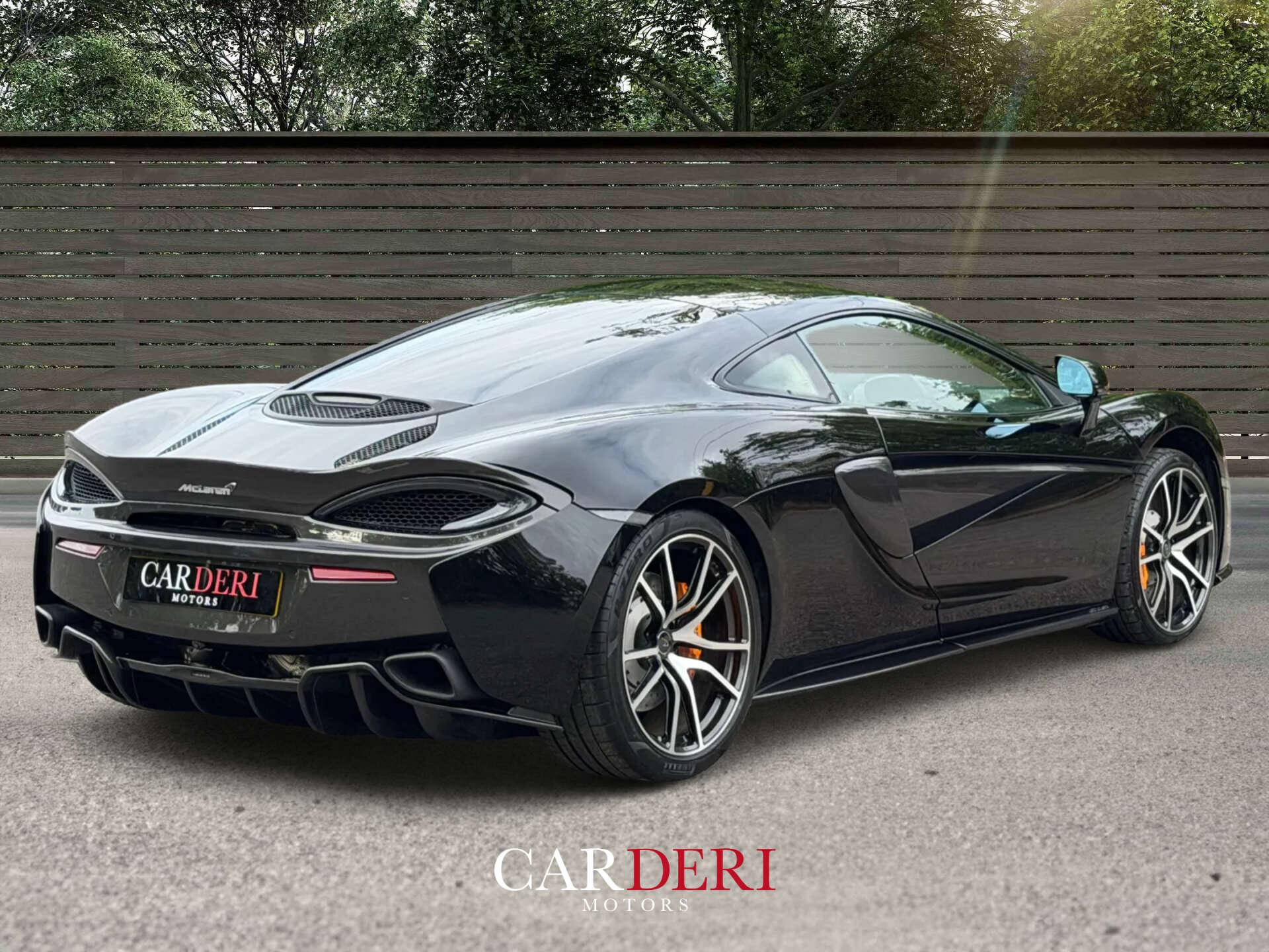McLaren 570GT view 25