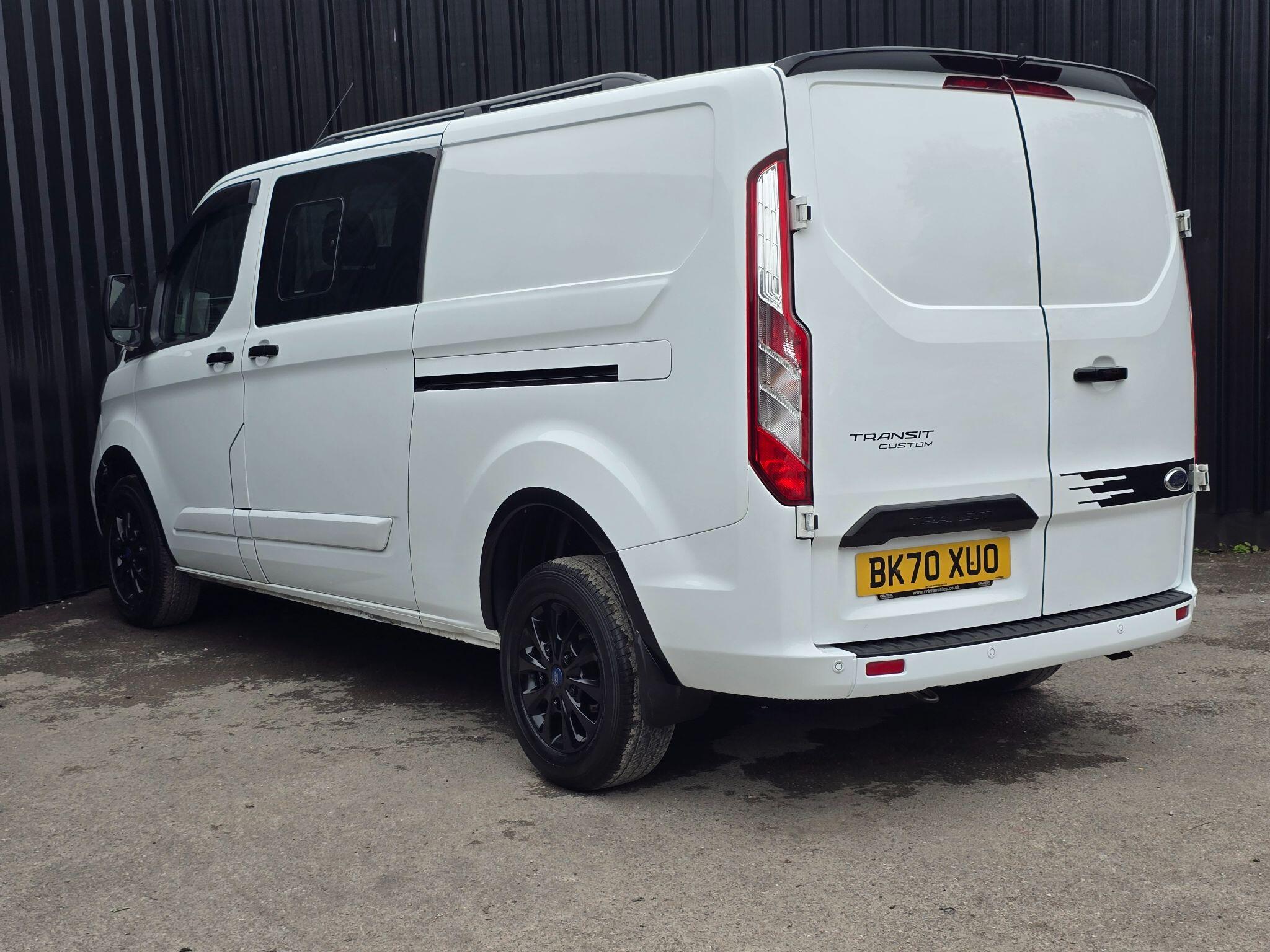Ford Transit Custom view 4