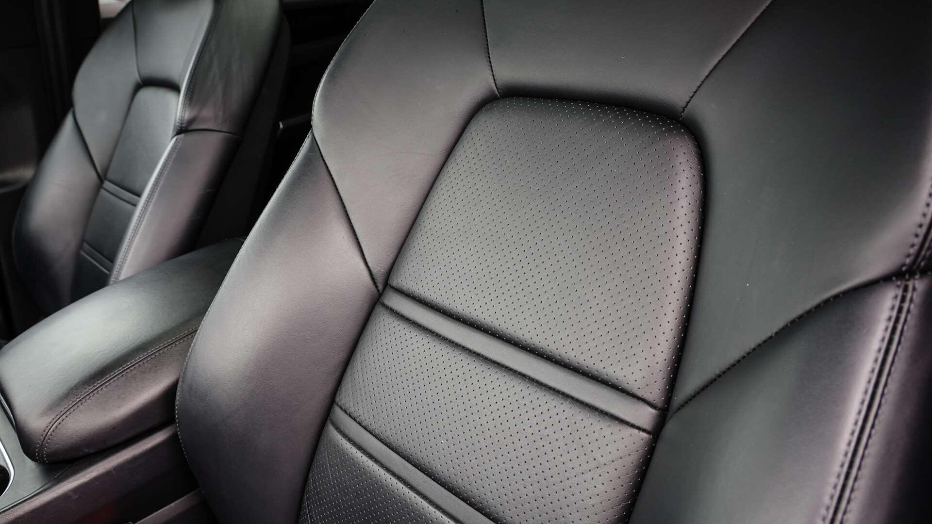 Porsche Cayenne view 17