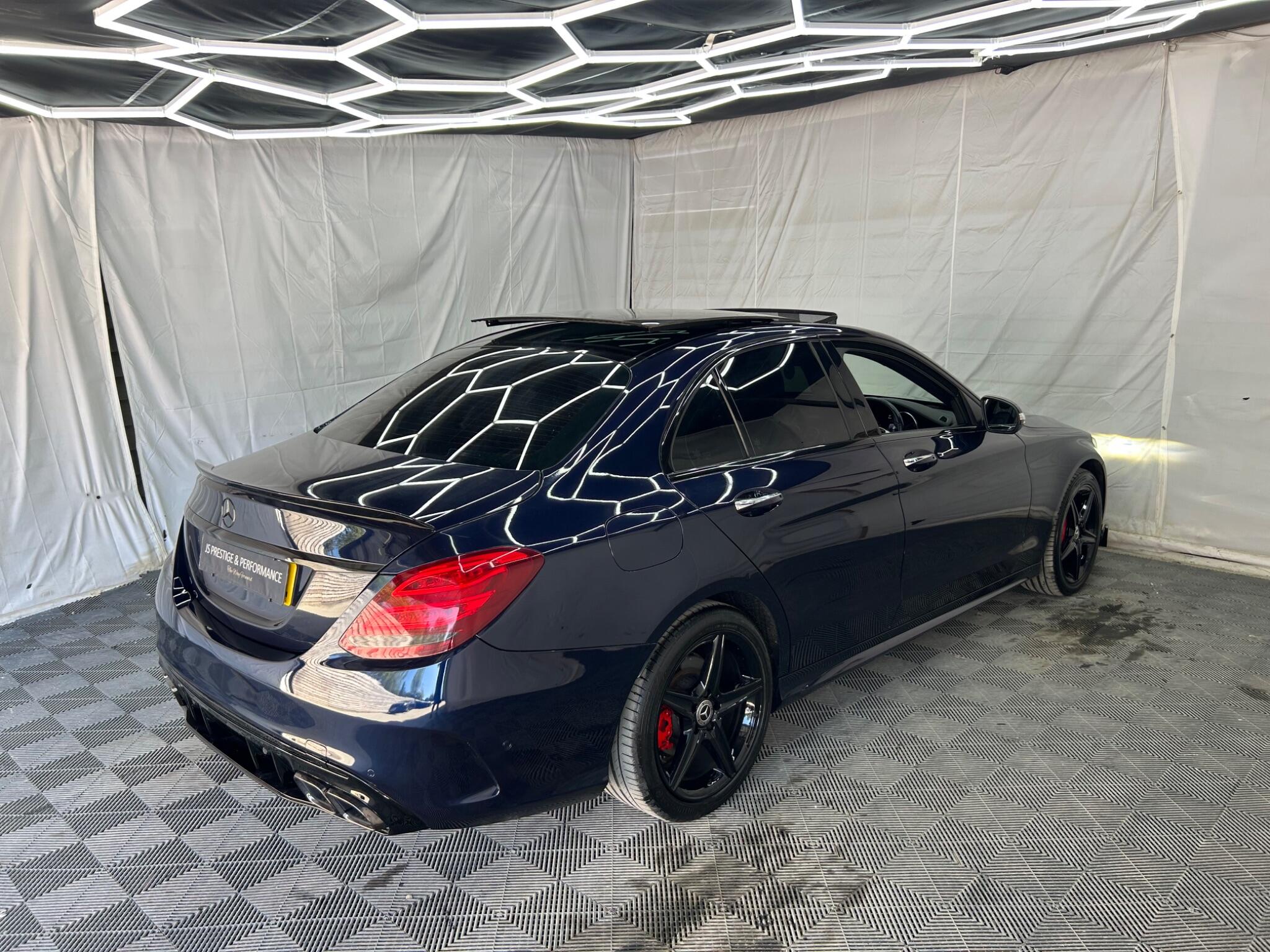 Mercedes-Benz C Class view 8