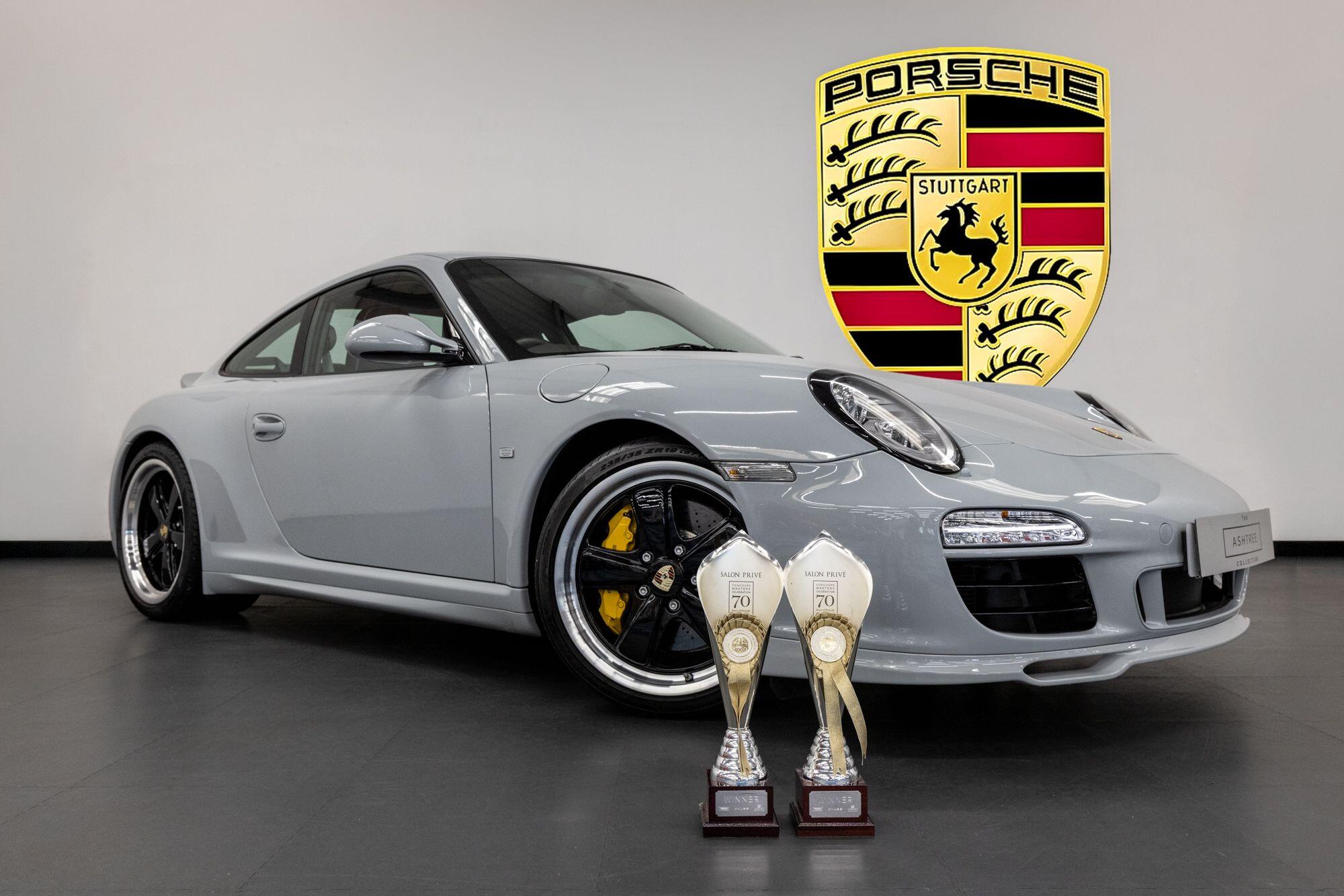 Porsche 911 view 20