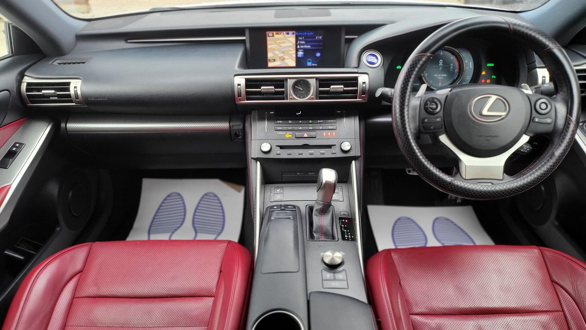 Lexus Is view 10
