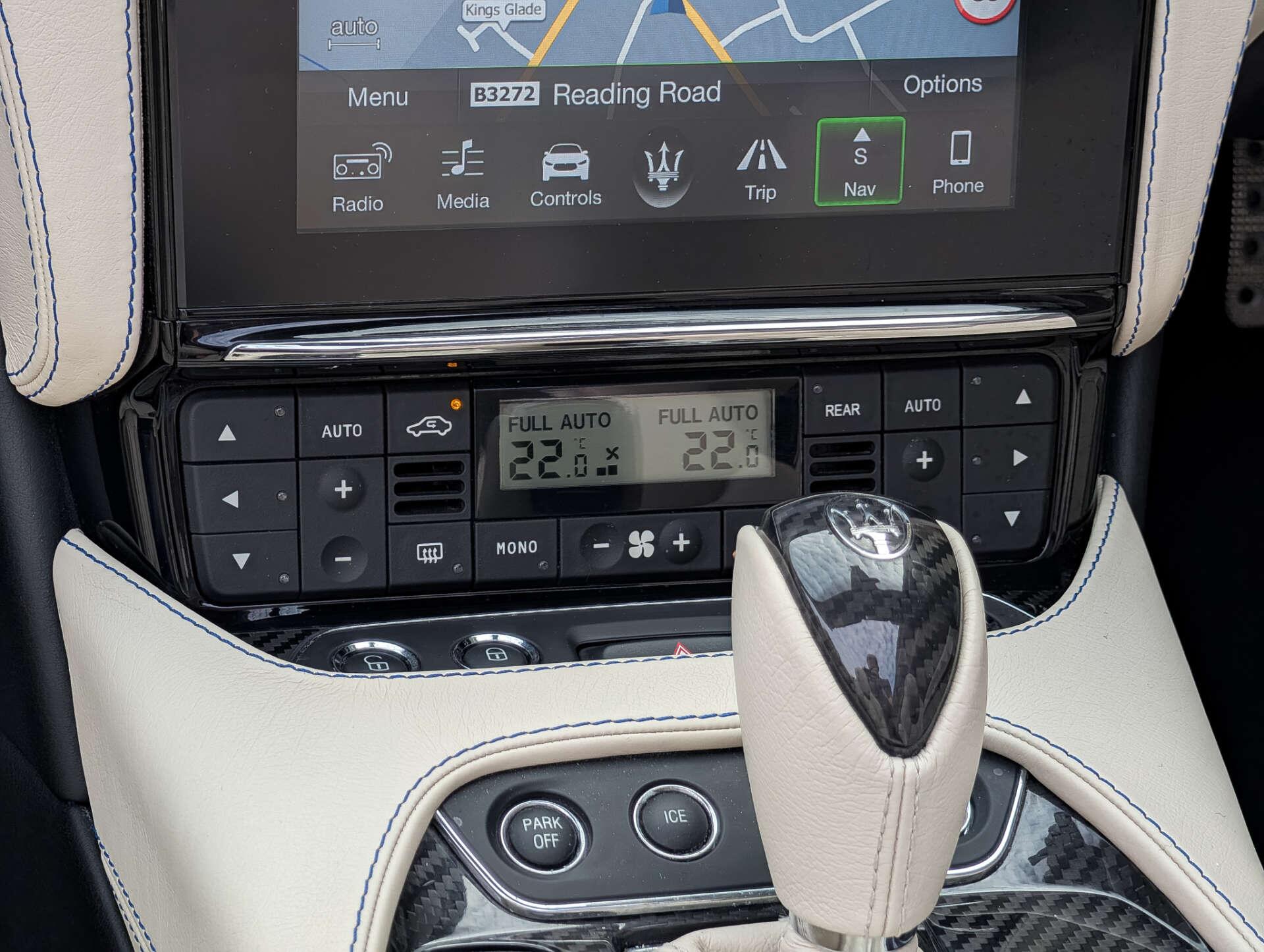 Maserati Grancabrio view 45