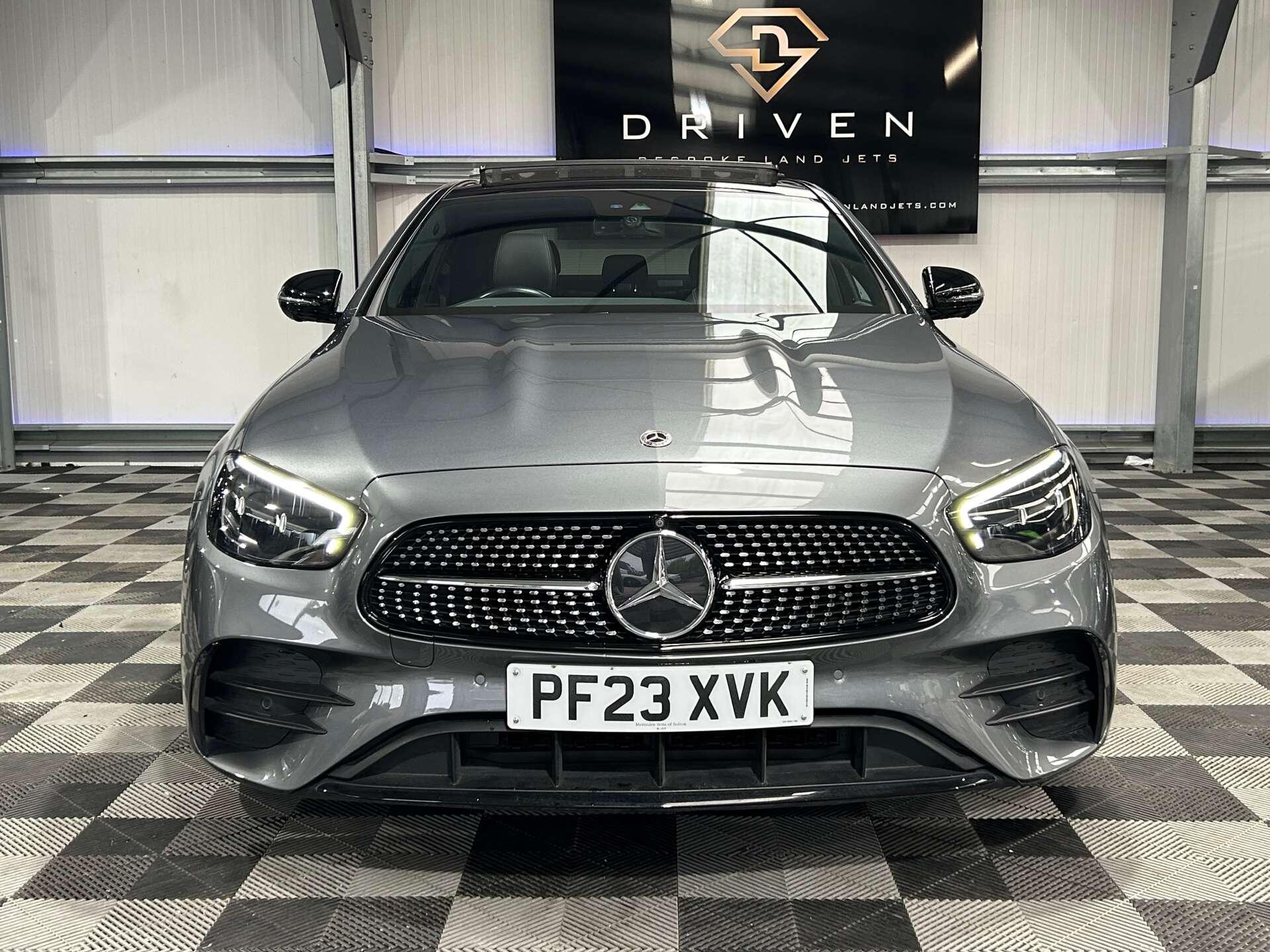 Mercedes-Benz E-Class view 5