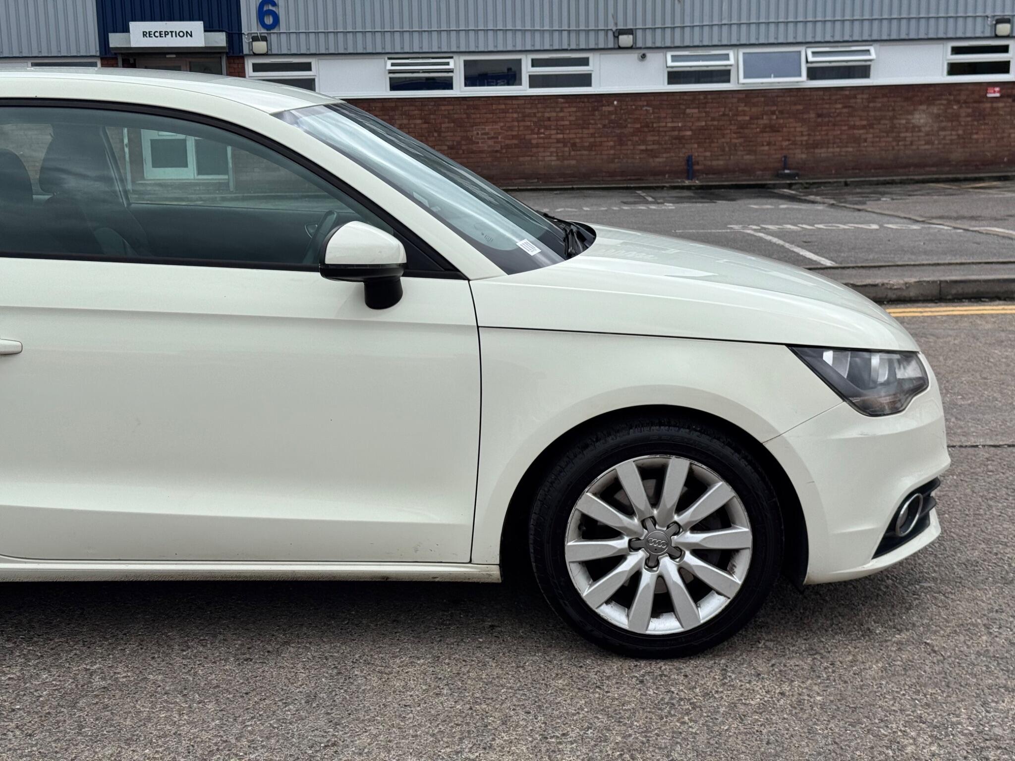 Audi A1 view 15