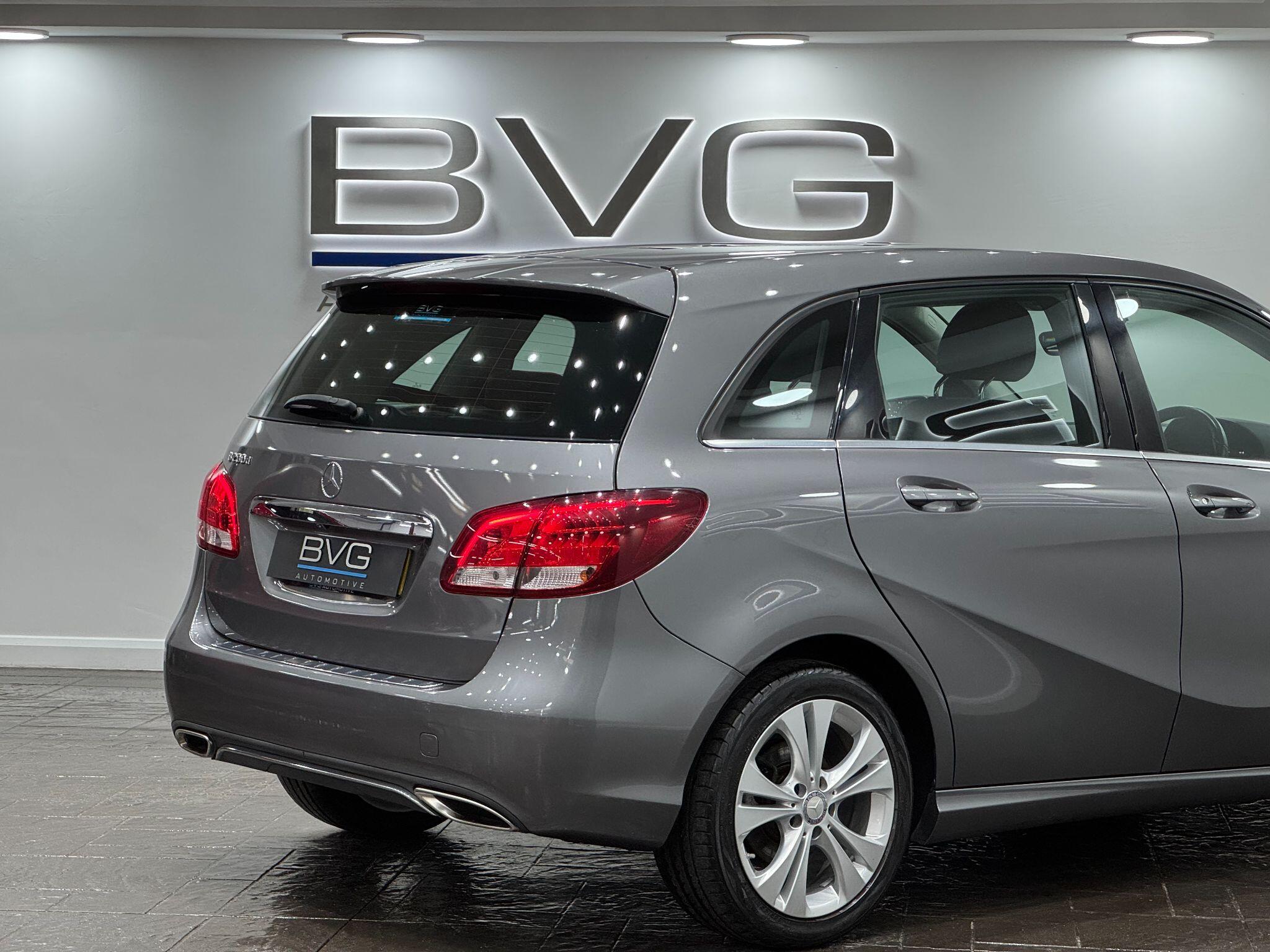 Mercedes-Benz B-Class view 21