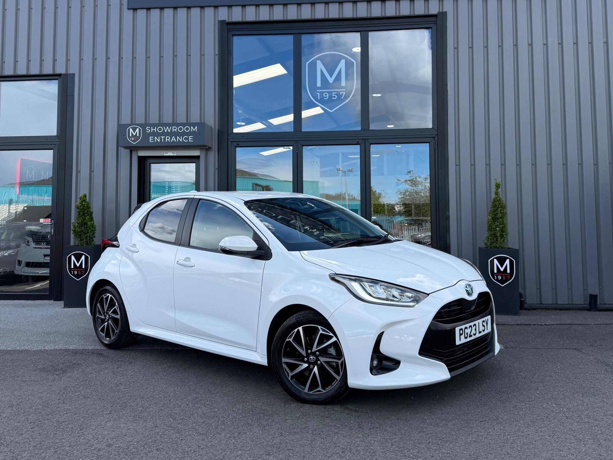Toyota Yaris main image
