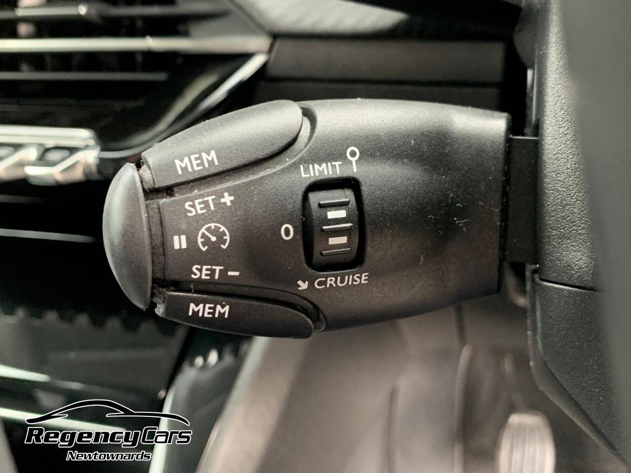 Peugeot 2008 view 19