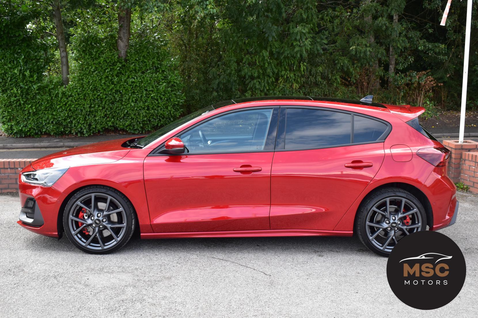 Ford Focus view 9