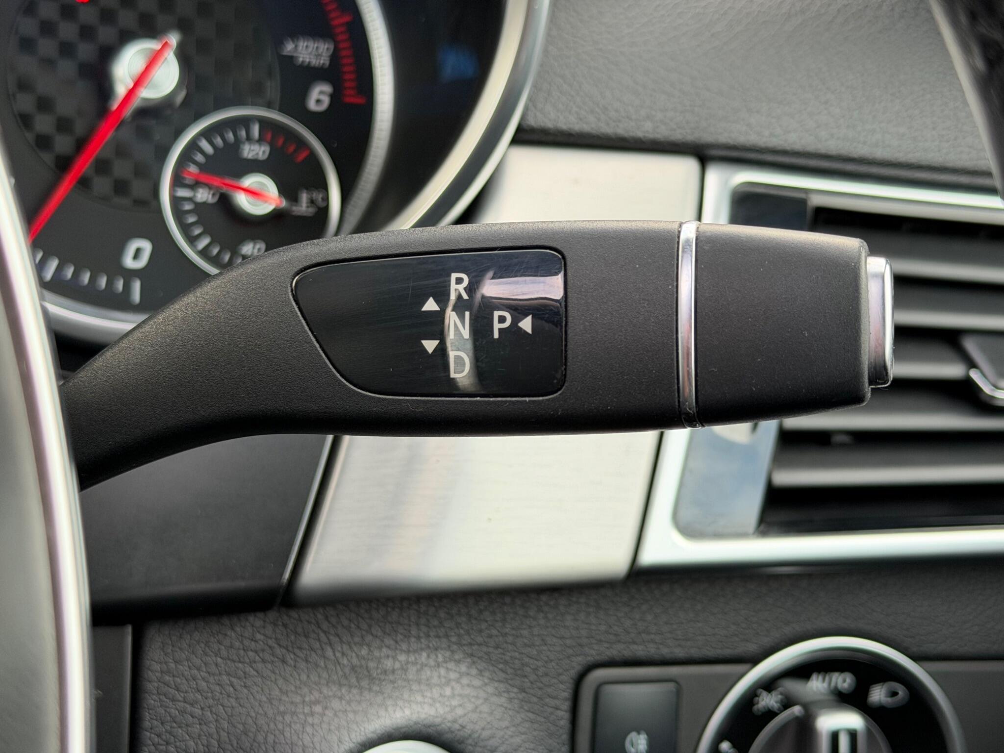 Mercedes-Benz GLE view 52