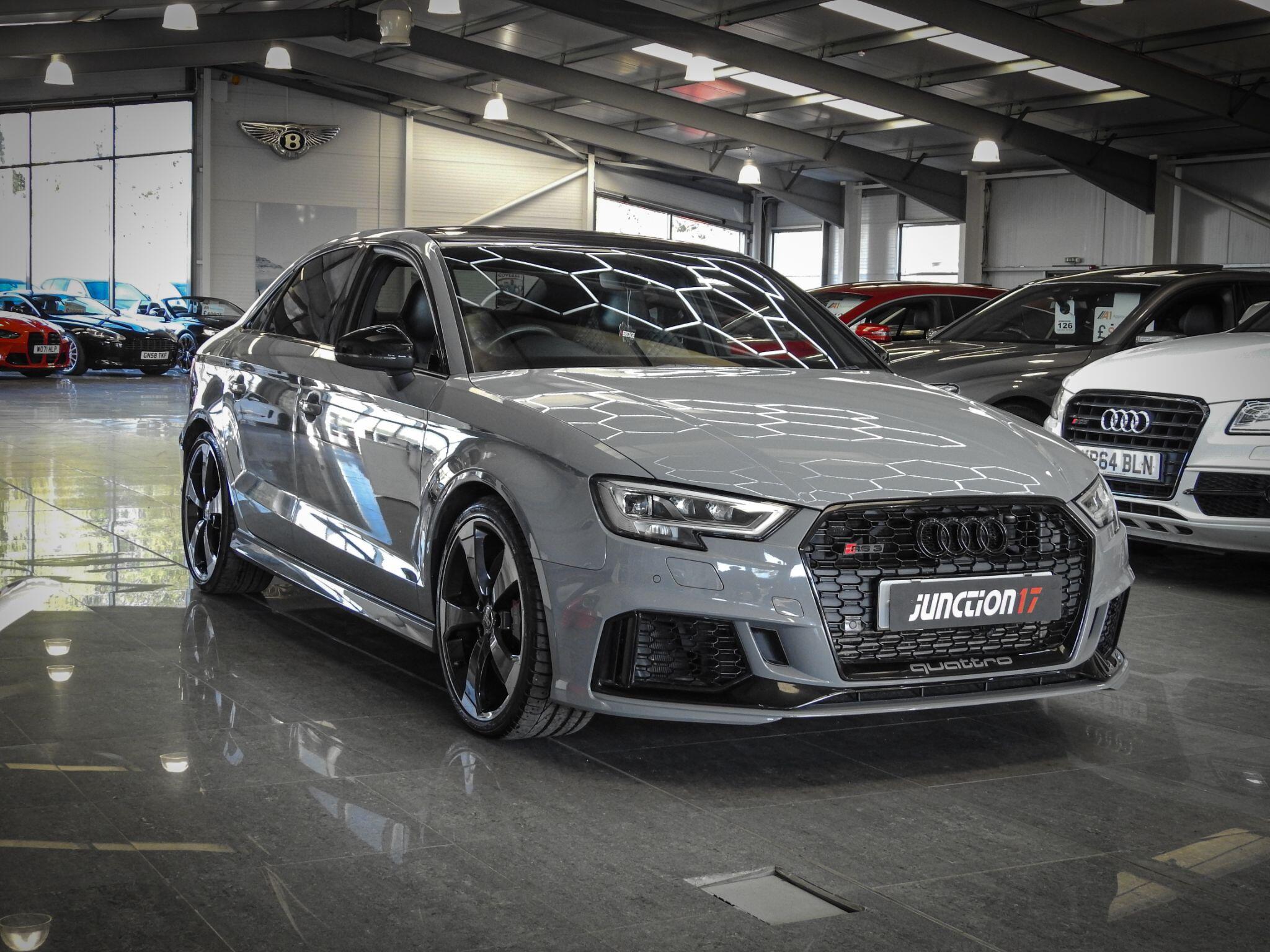 Audi RS3 view 5