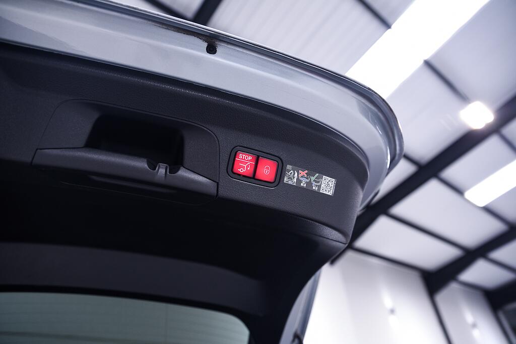 Mercedes-Benz GLE view 33