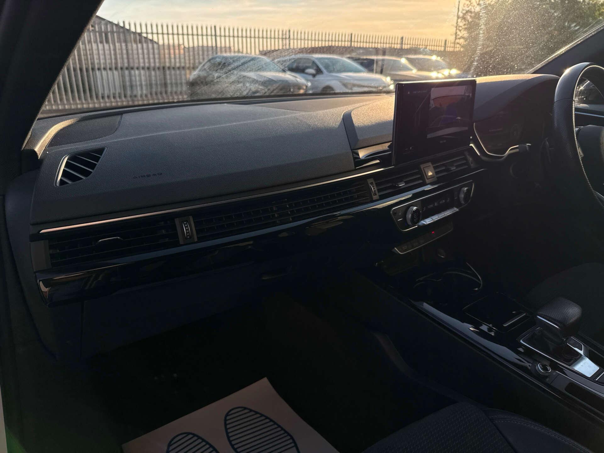 Audi A4 Avant view 44