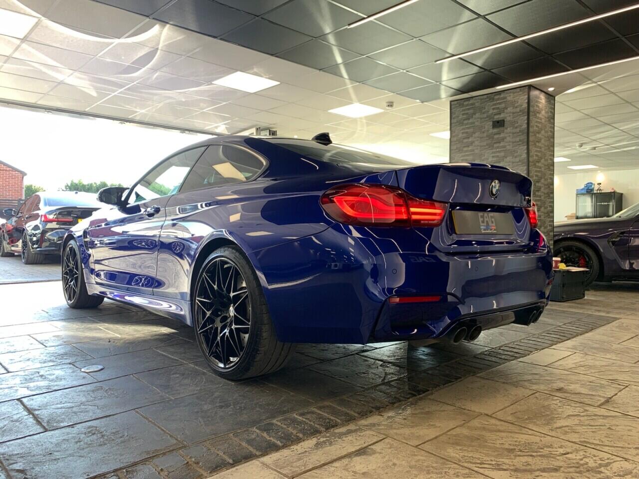 BMW M4 view 18