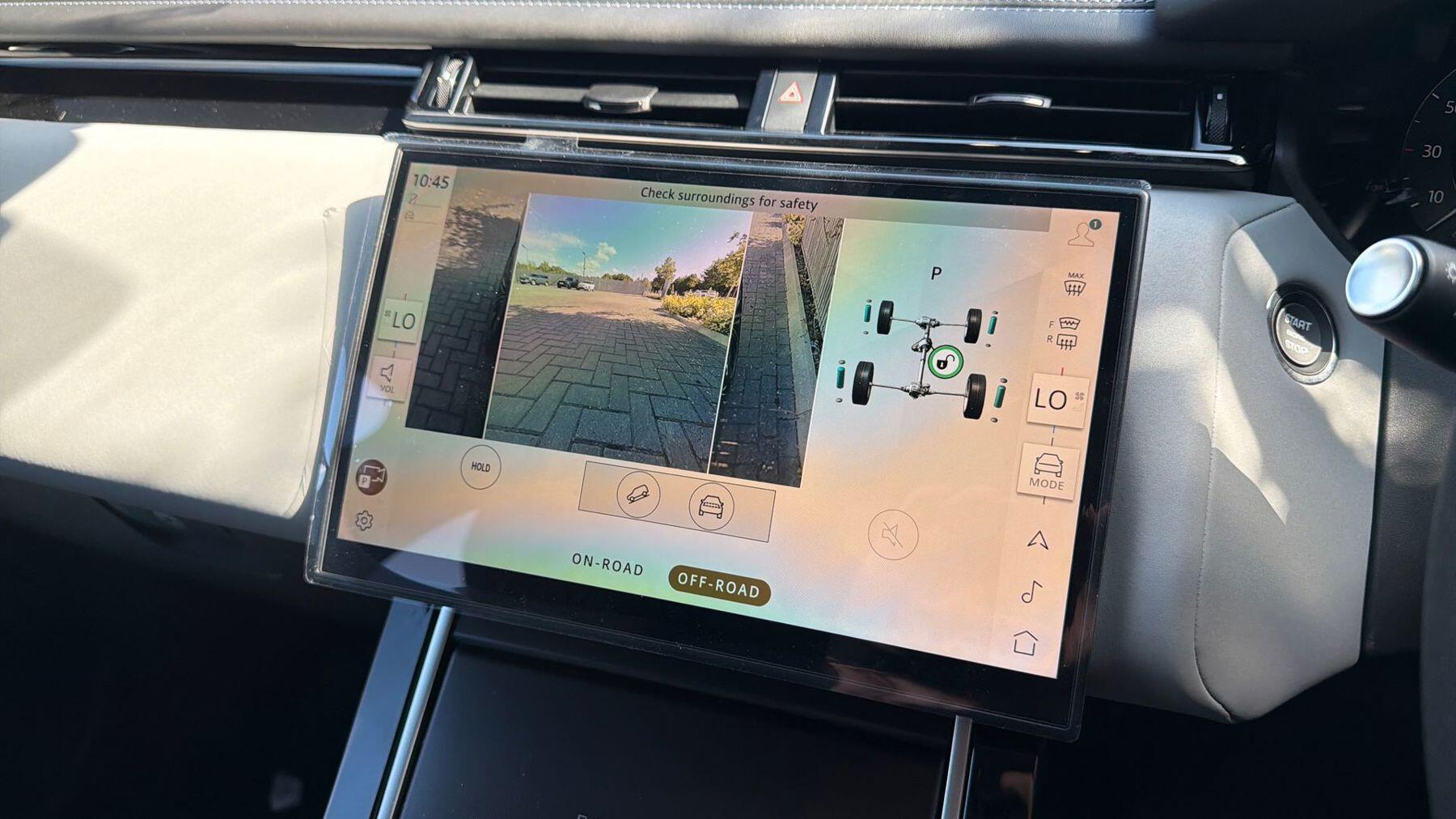 Land Rover Range Rover Velar view 32