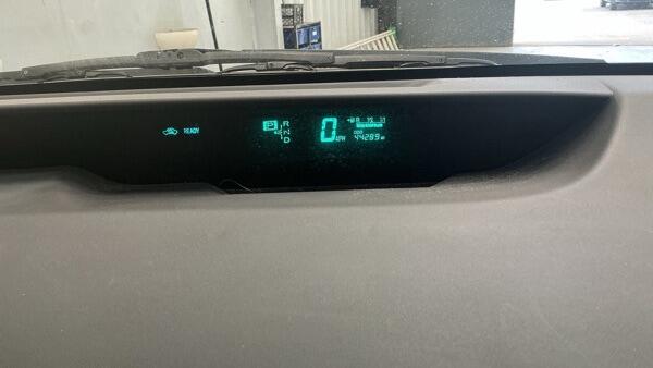 Toyota Prius view 11