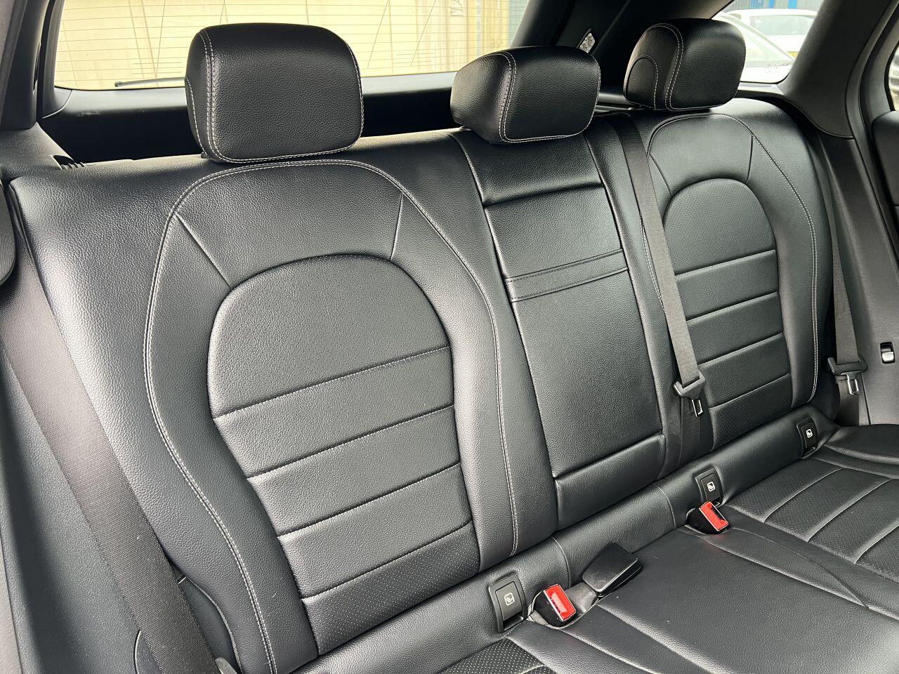 Mercedes-Benz GLC view 26