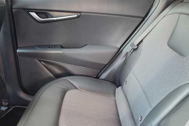 Kia Niro view 26