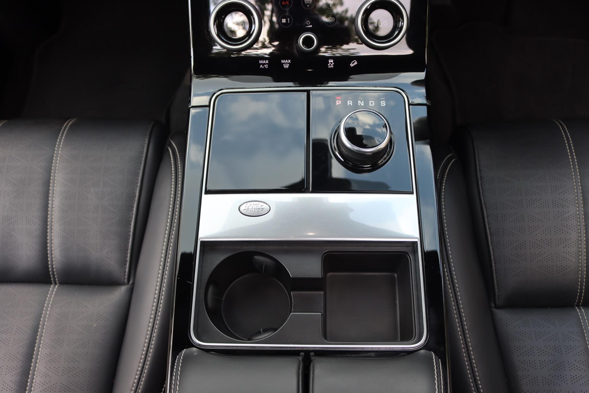 Land Rover Range Rover Velar view 65