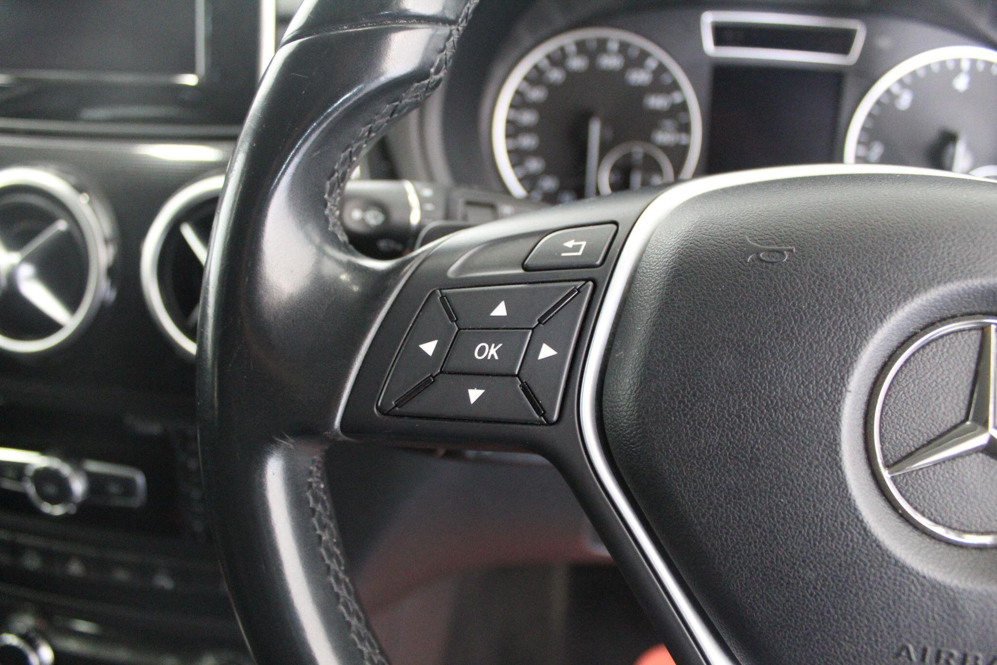 Mercedes-Benz B-Class view 43