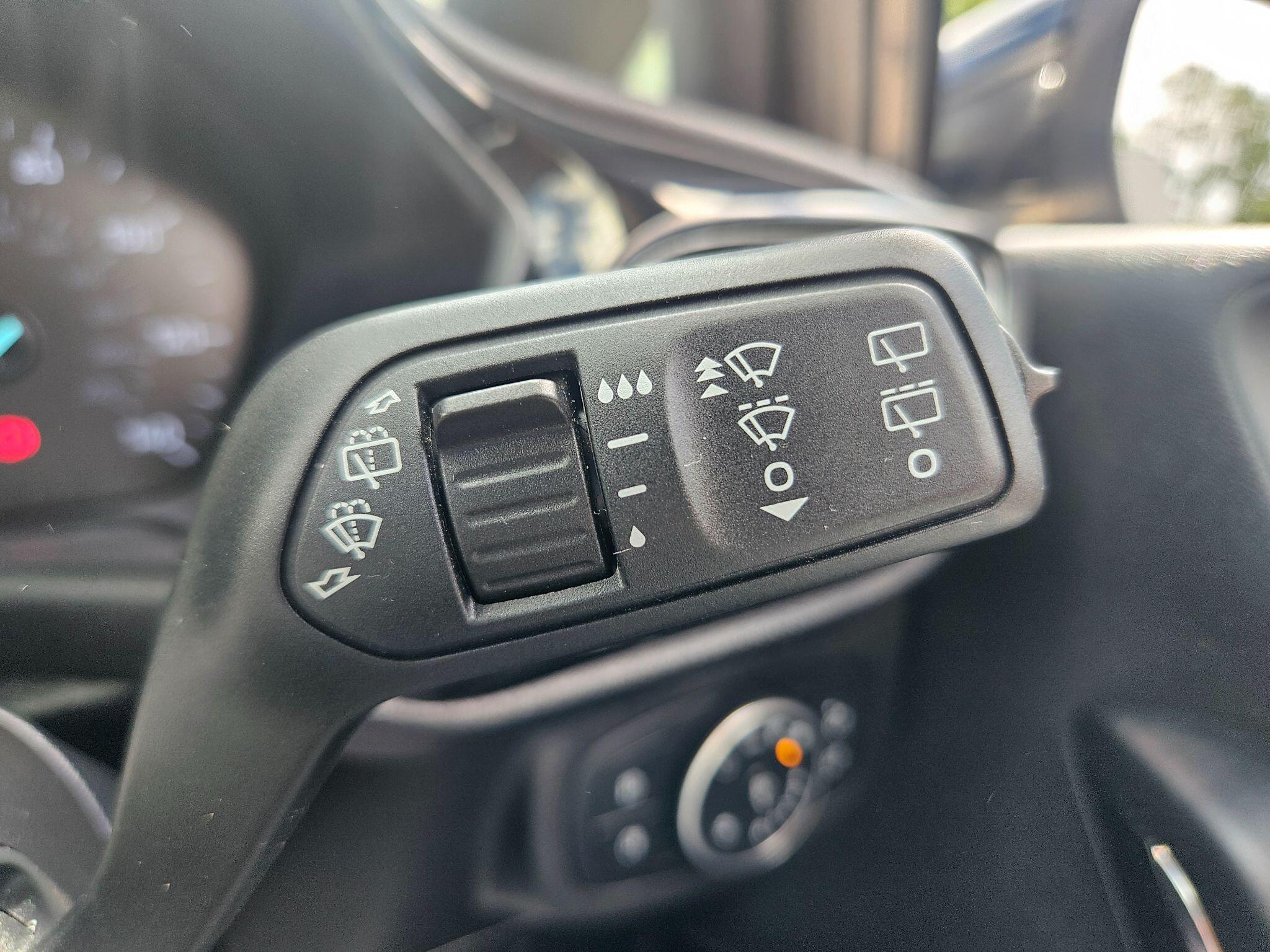2019 Ford Fiesta image 36