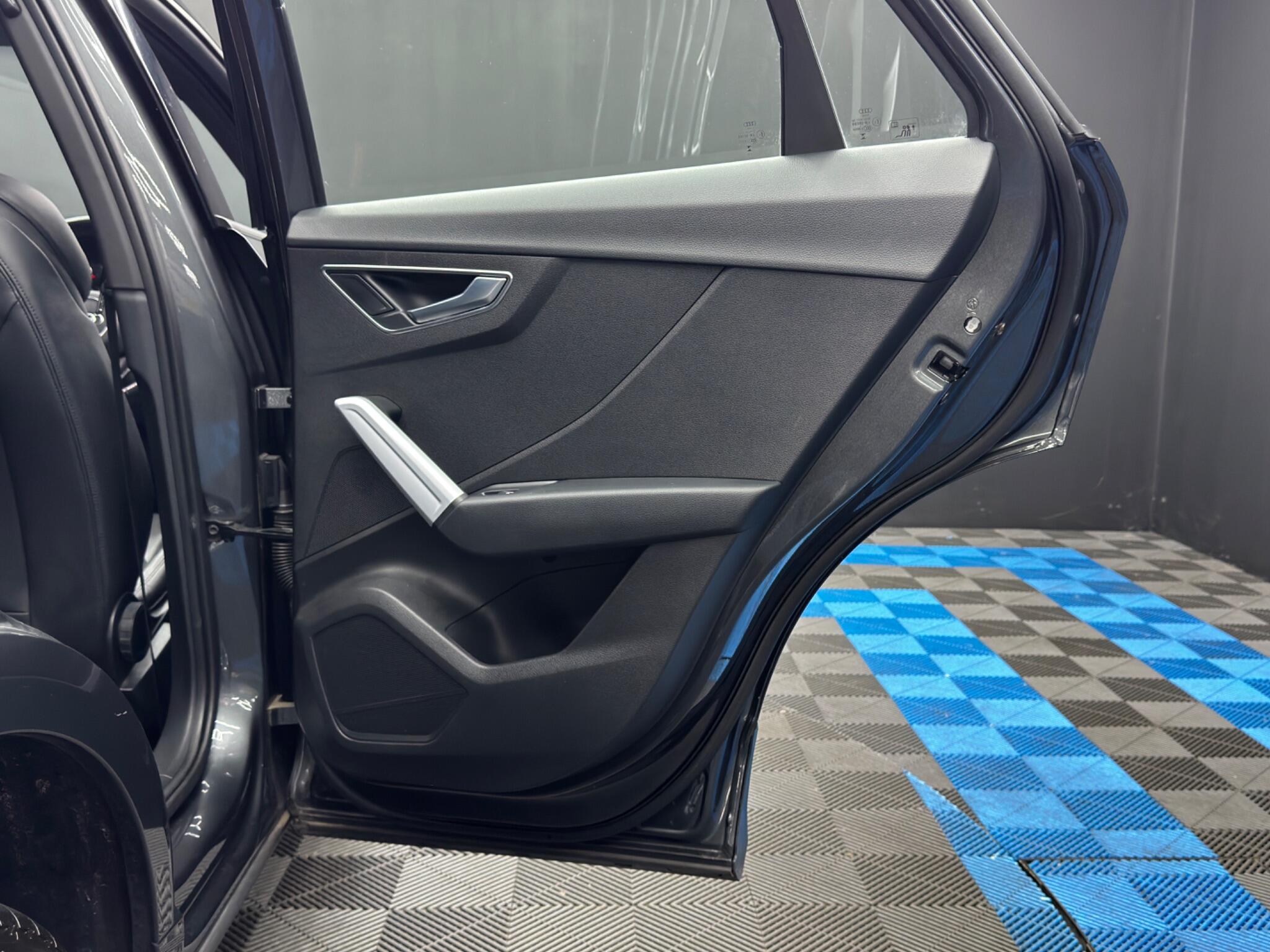Audi Q2 view 44