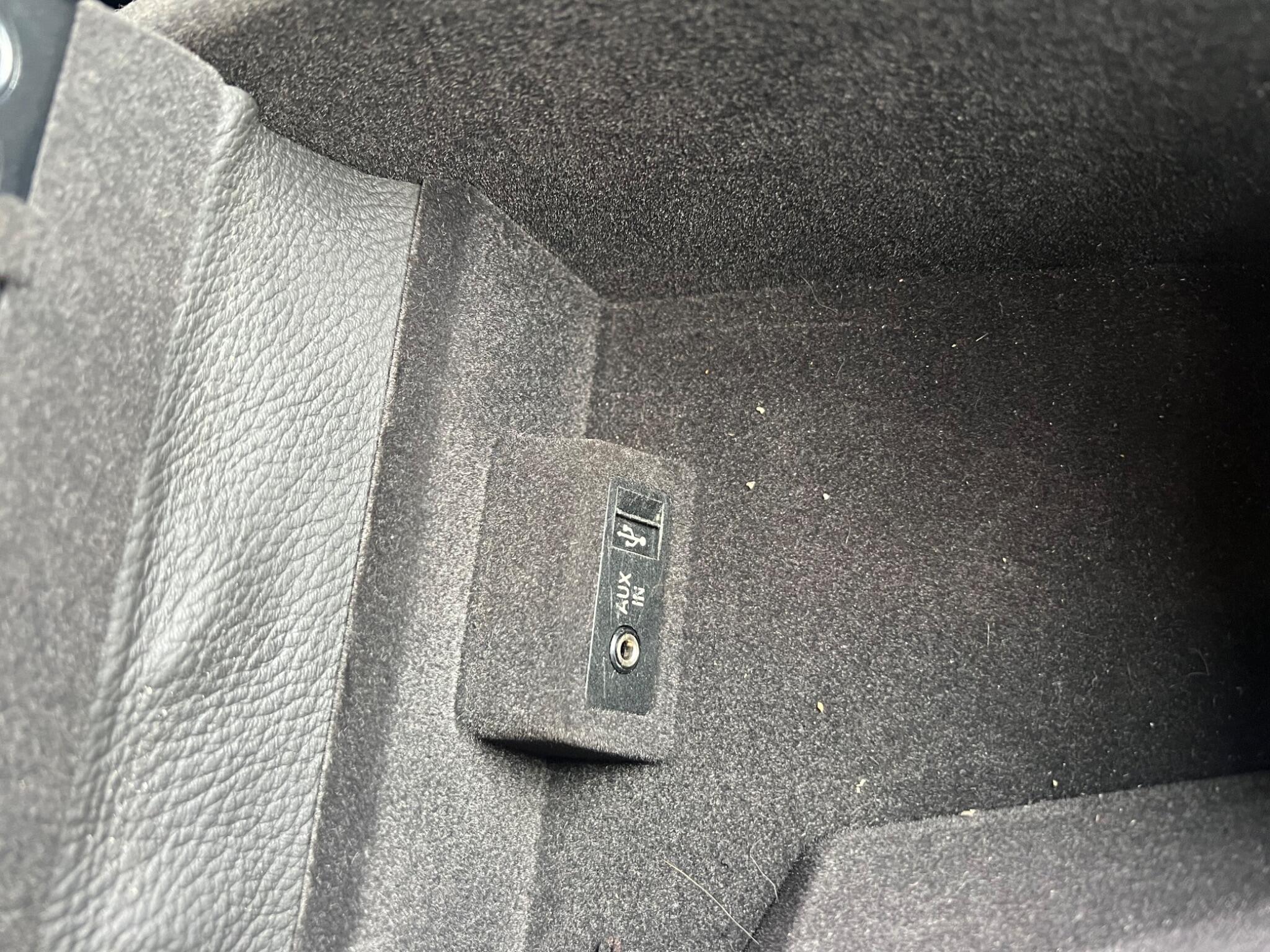 BMW 6 Series view 46
