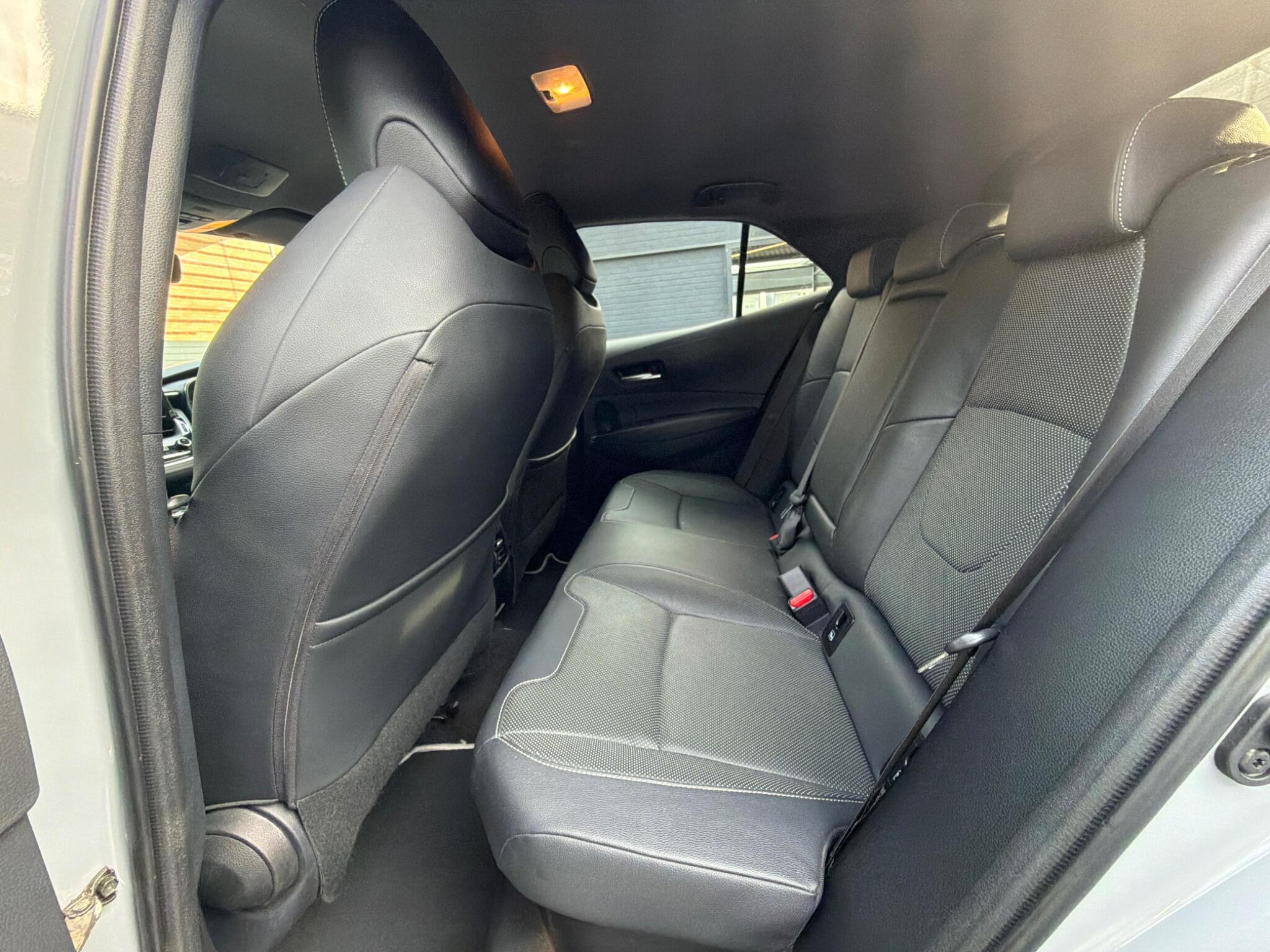 Toyota Corolla view 14