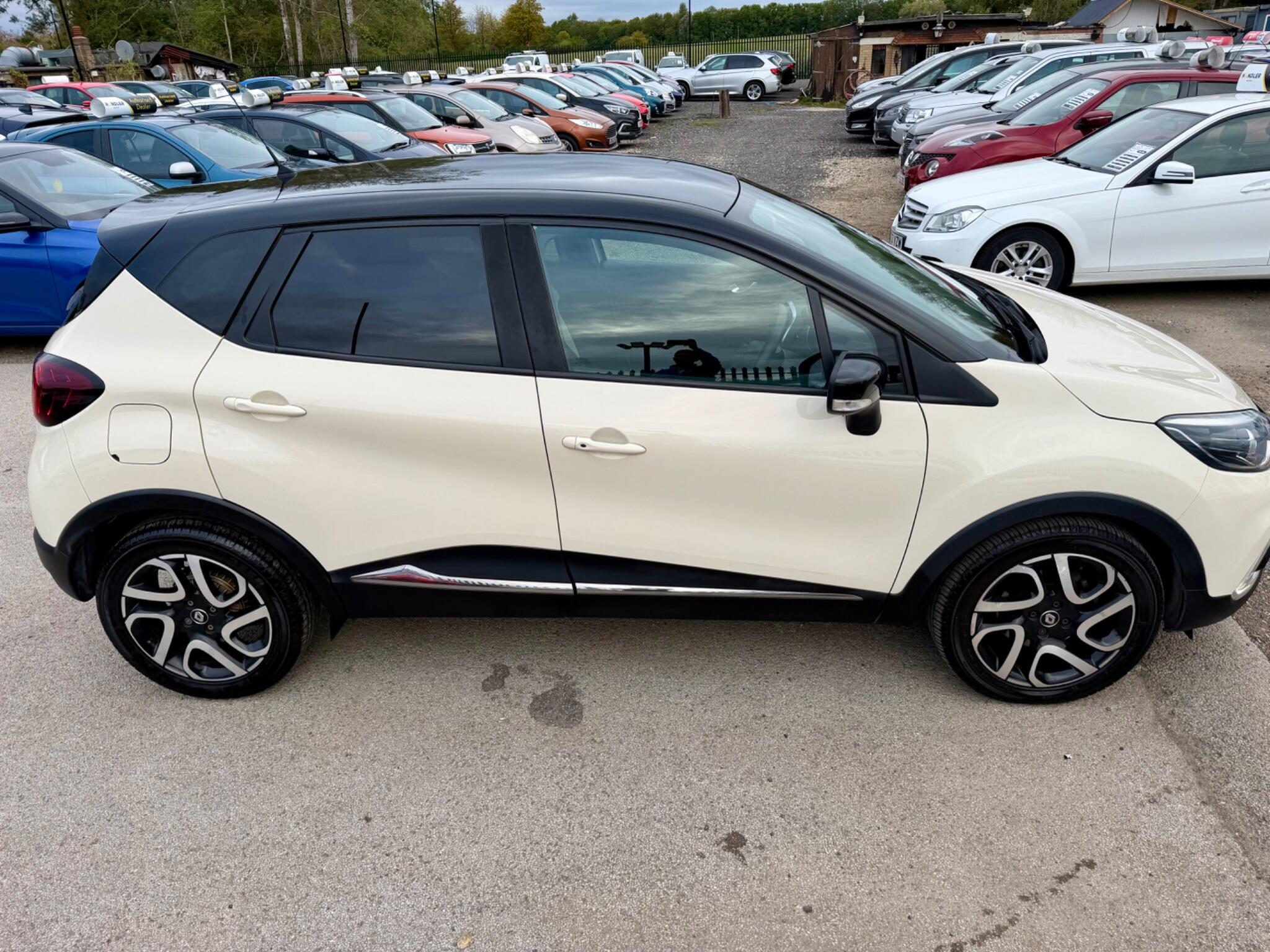 Renault Captur view 17