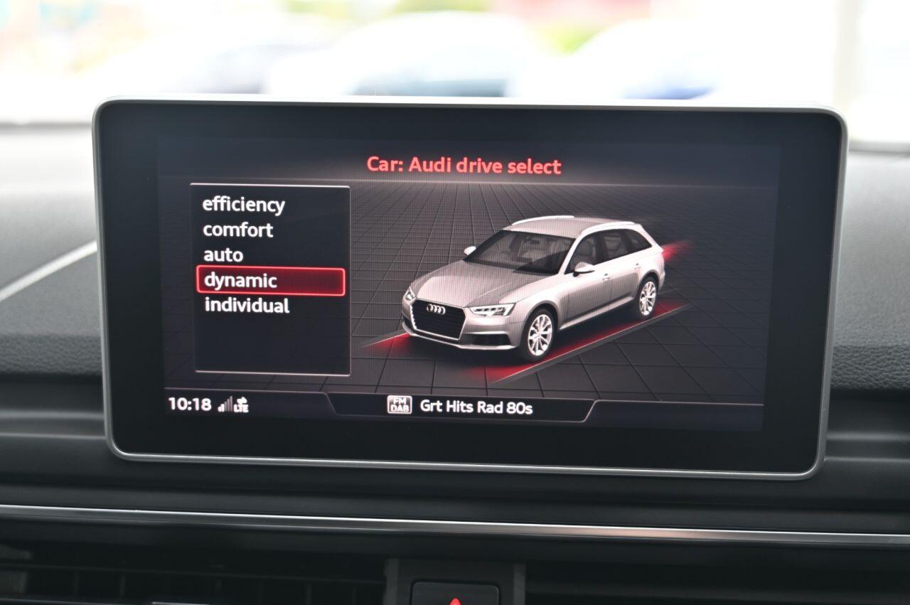 Audi S4 view 27