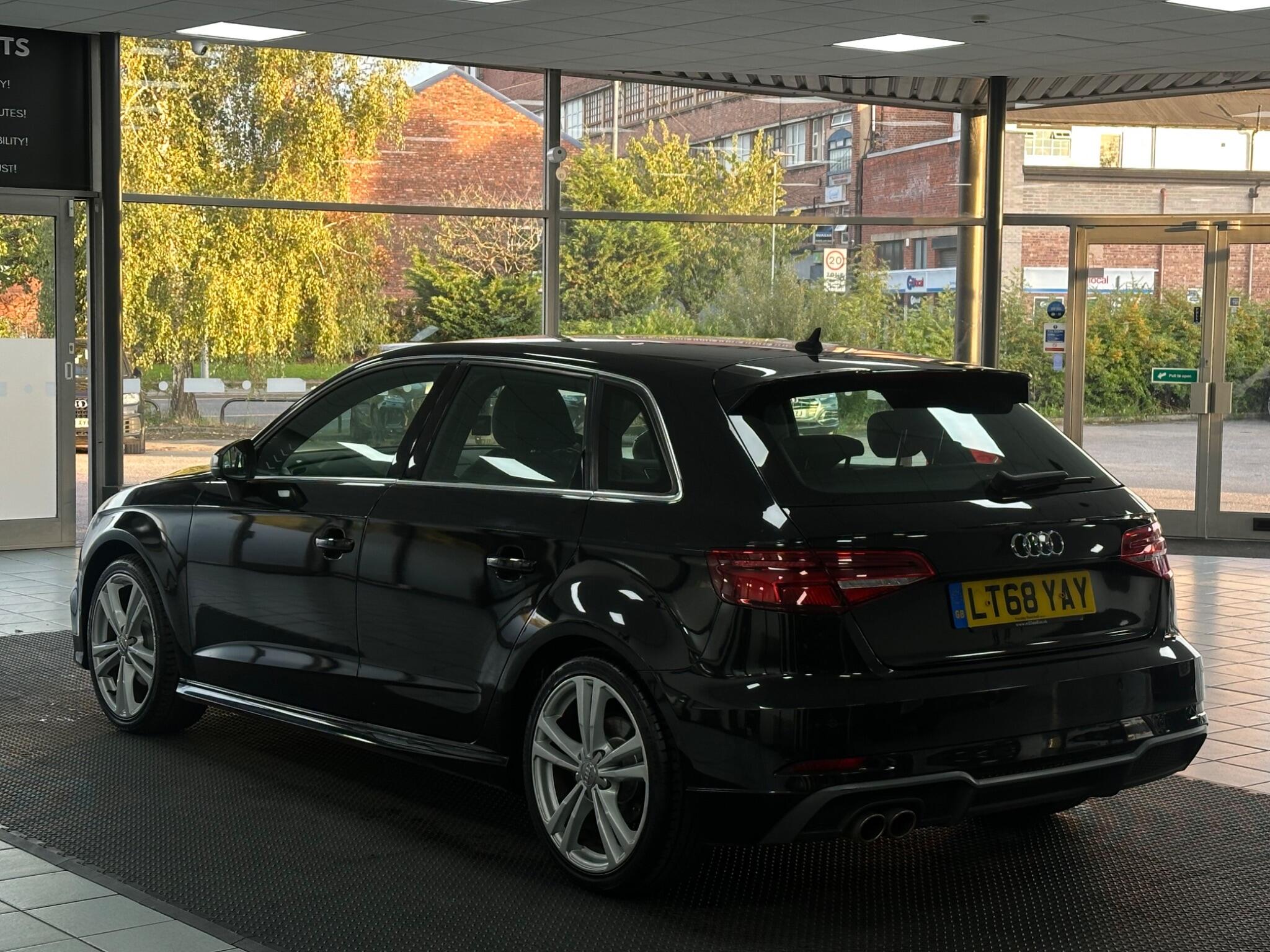 Audi A3 view 10
