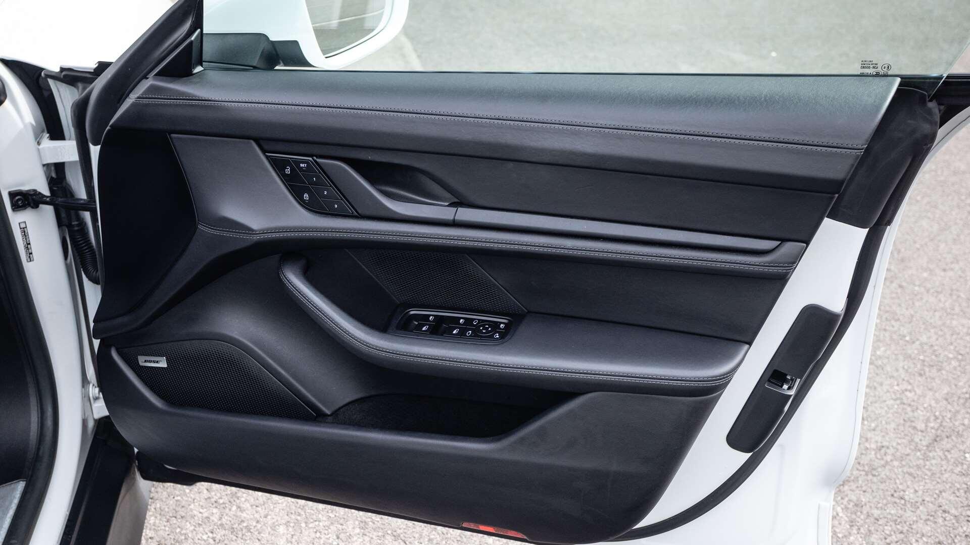 Porsche Taycan view 28