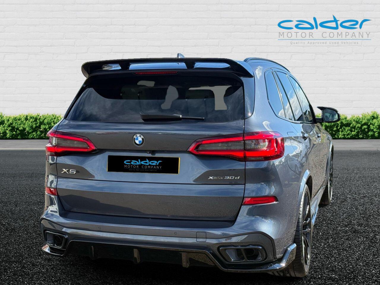 BMW X5 view 14
