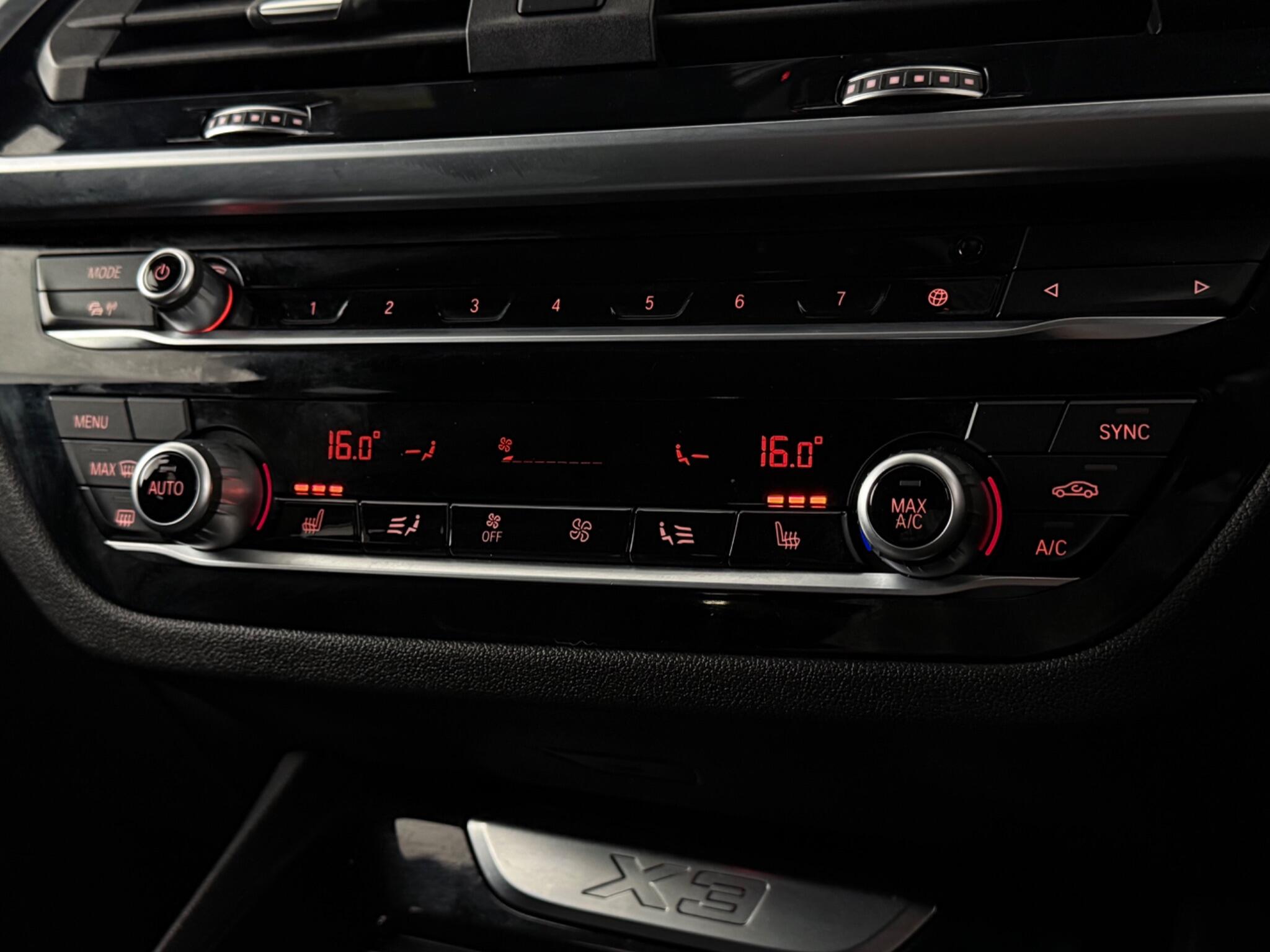 BMW X3 view 23