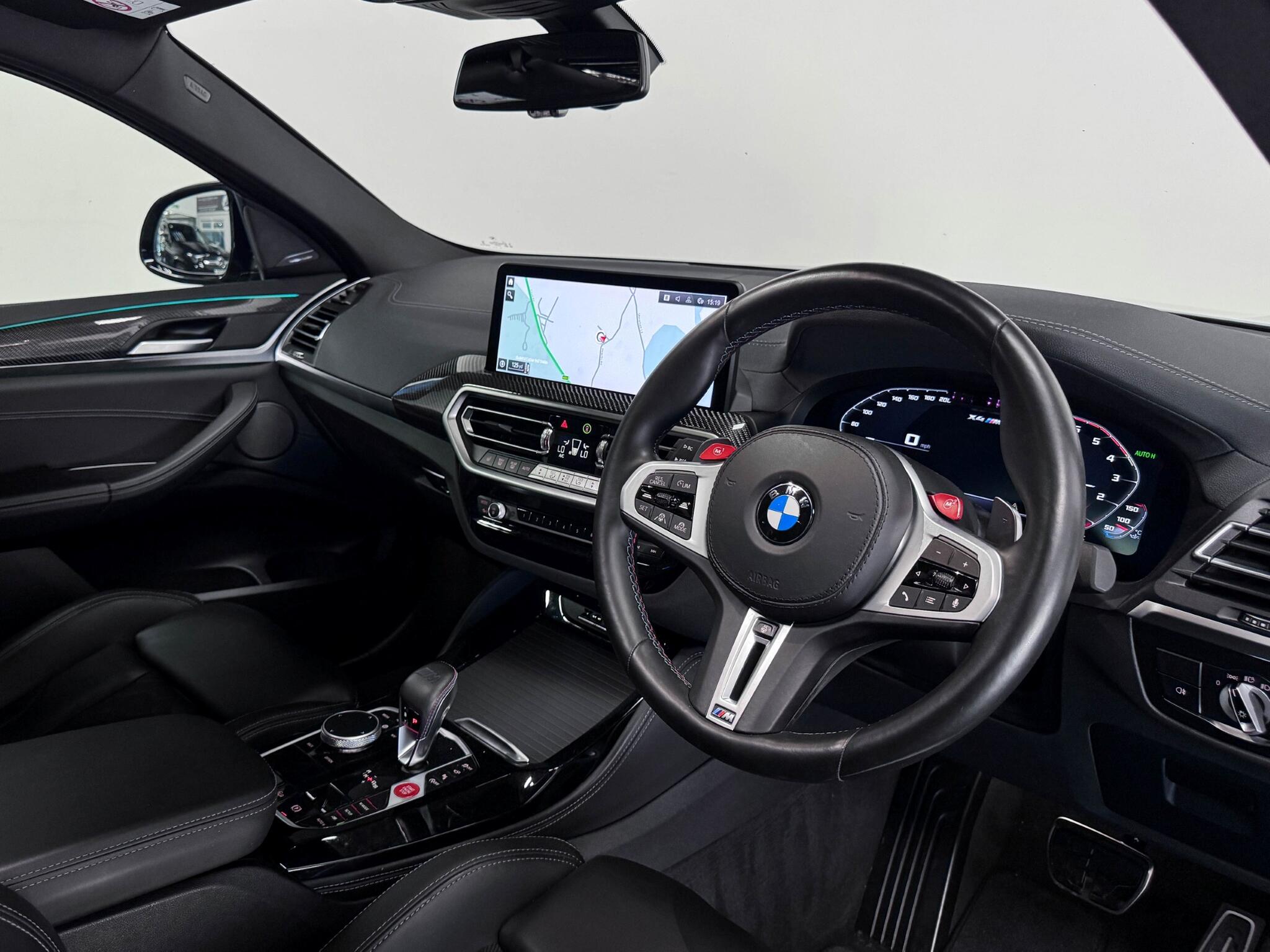 BMW X4 M view 31
