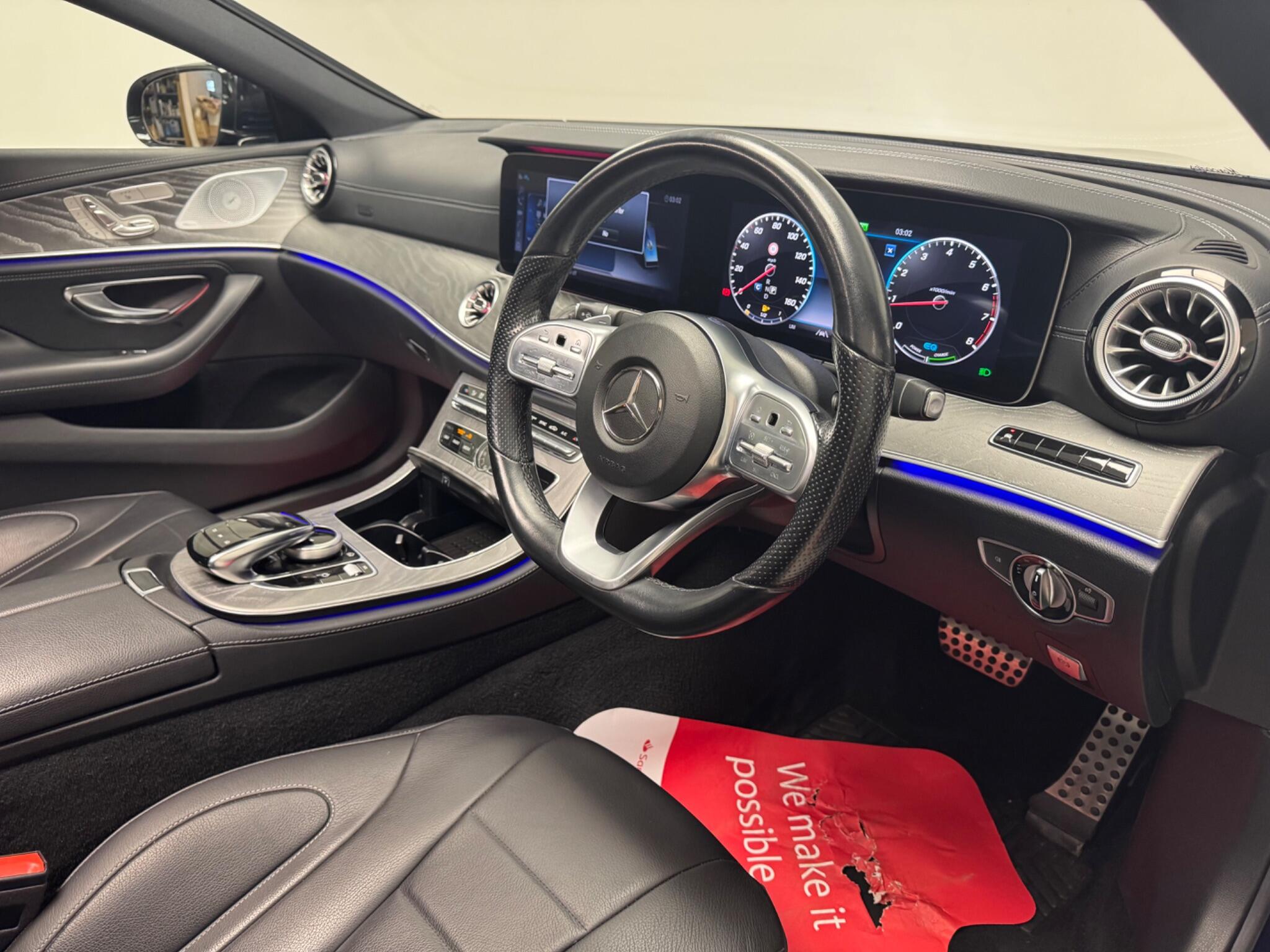 Mercedes-Benz CLS view 9