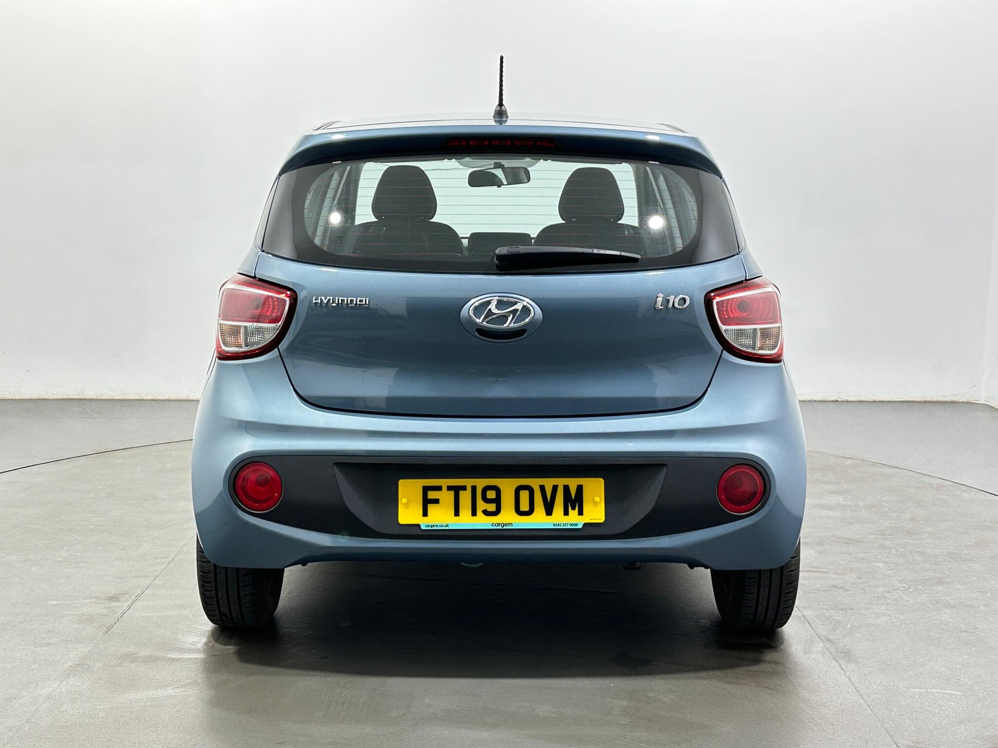 Hyundai i10 view 7