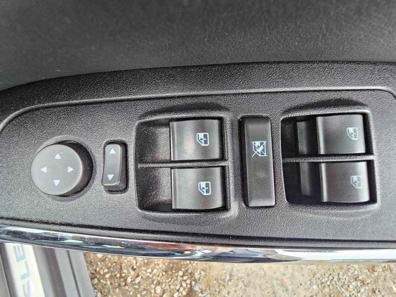 2012 Chrysler Delta 1.4 M-Air SR Euro 5 (s/s) 5dr • 98,000 miles image 11