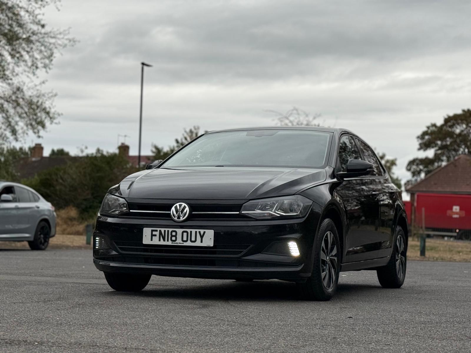 Volkswagen Polo view 6