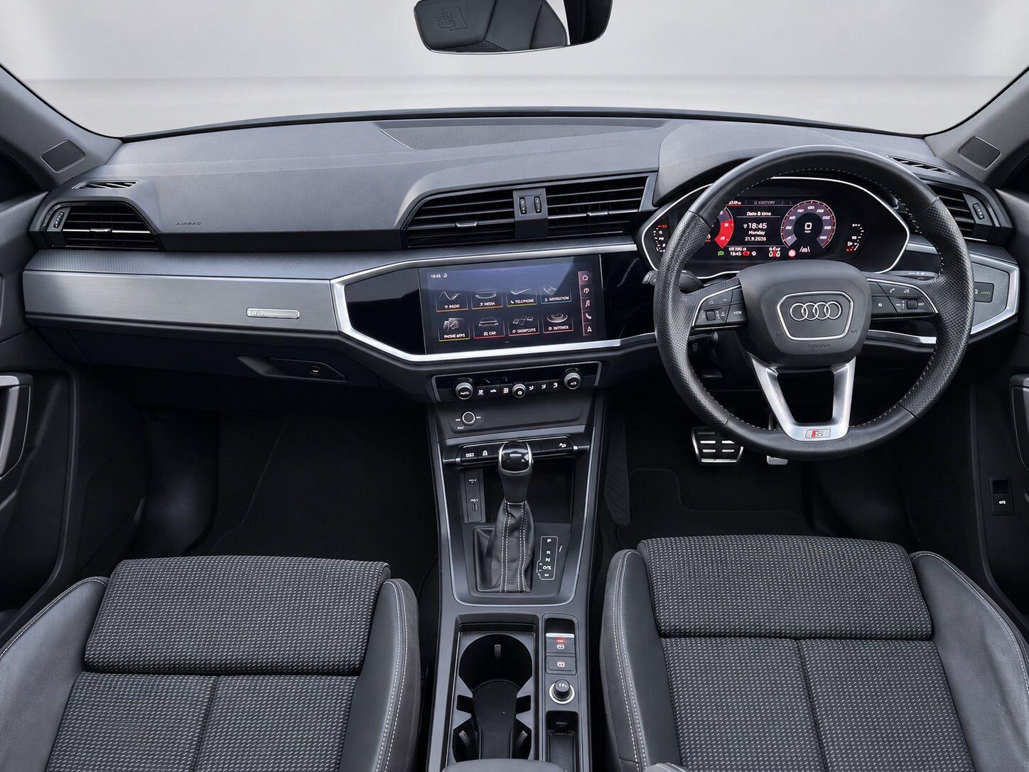 Audi Q3 view 2