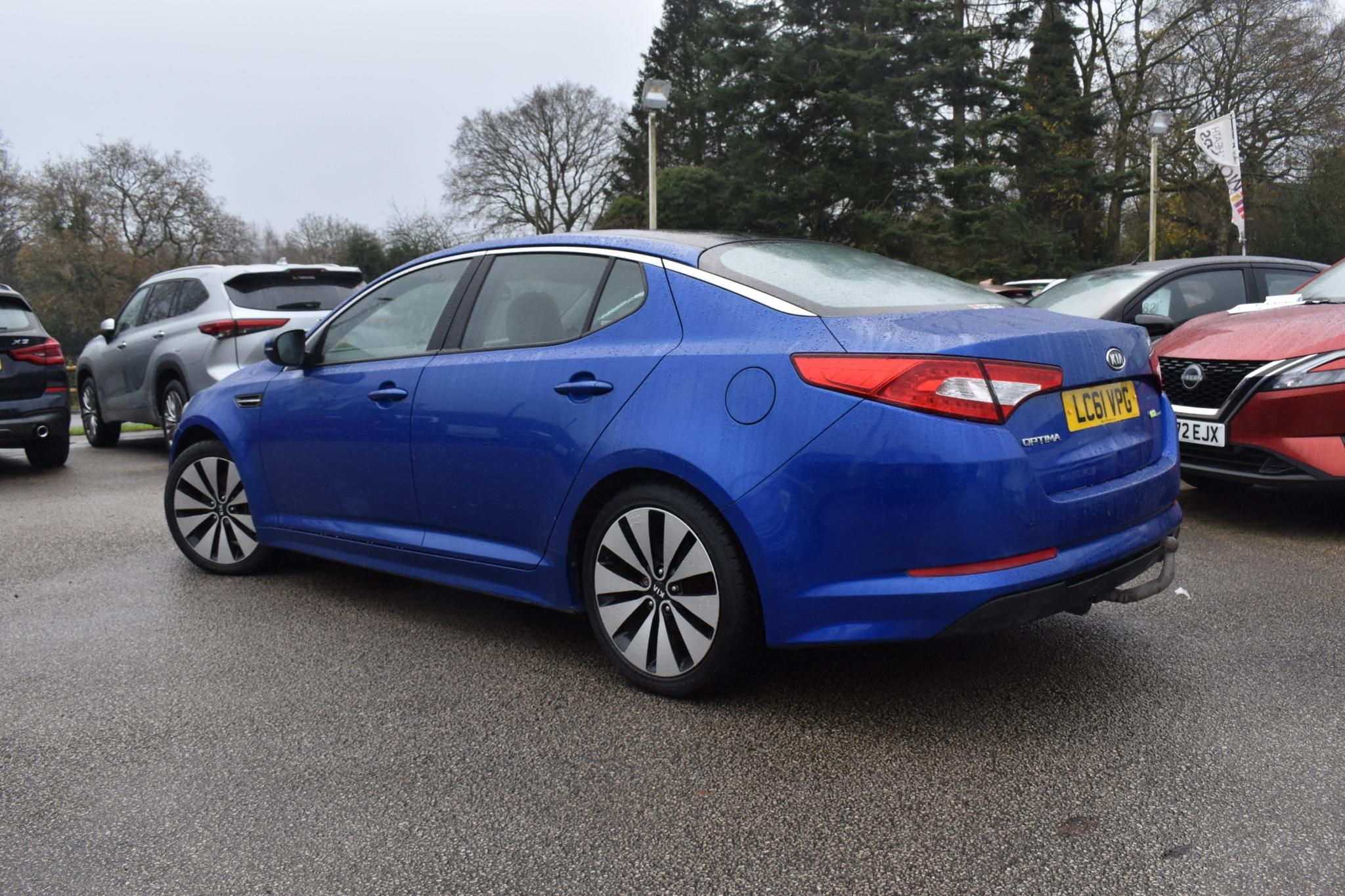 Optima - 1.6 CRDi 2 Euro 6 (s/s) 4dr - Image 3