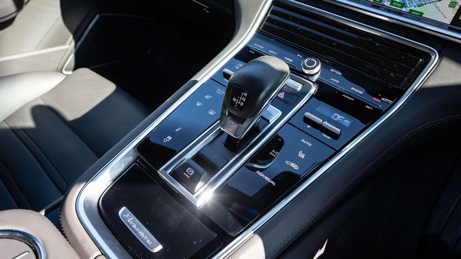 Porsche Panamera view 24