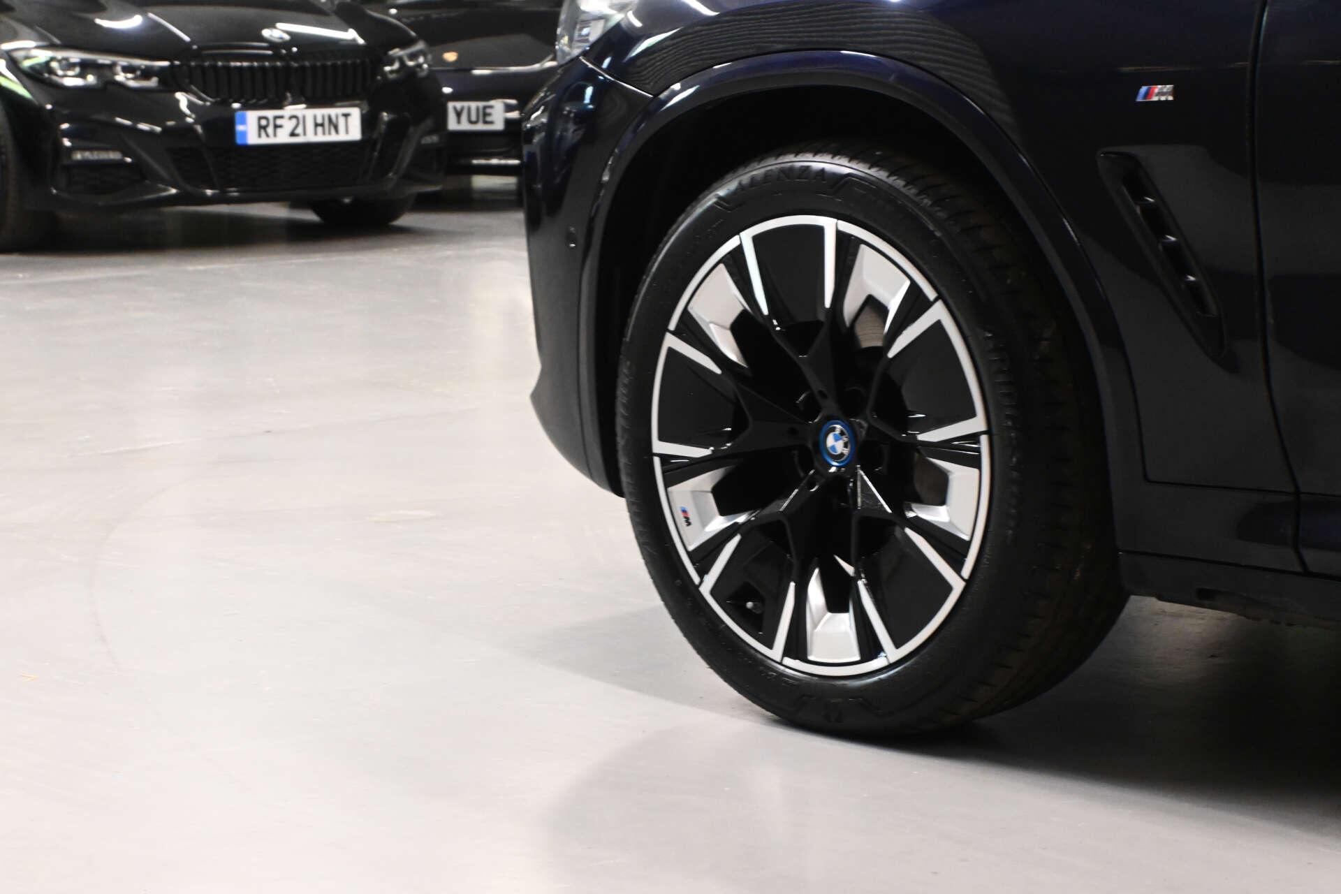 BMW Ix3 view 17