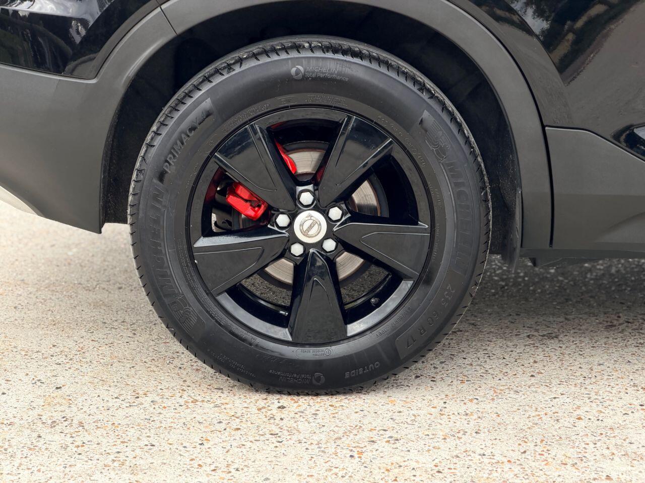 Volvo XC40 view 14