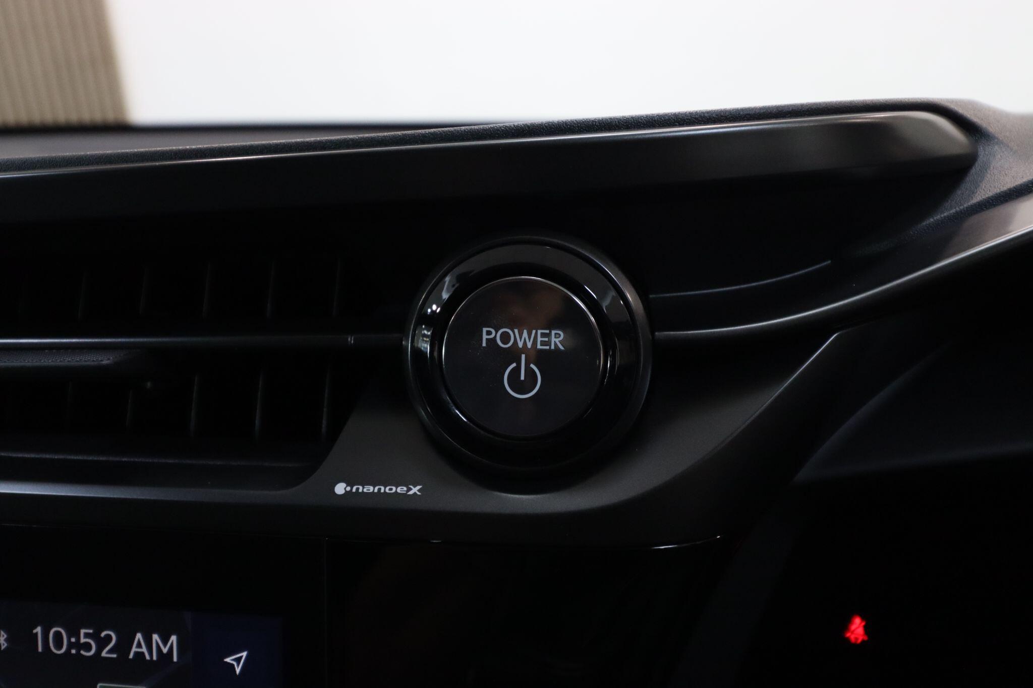 Lexus RZ view 41