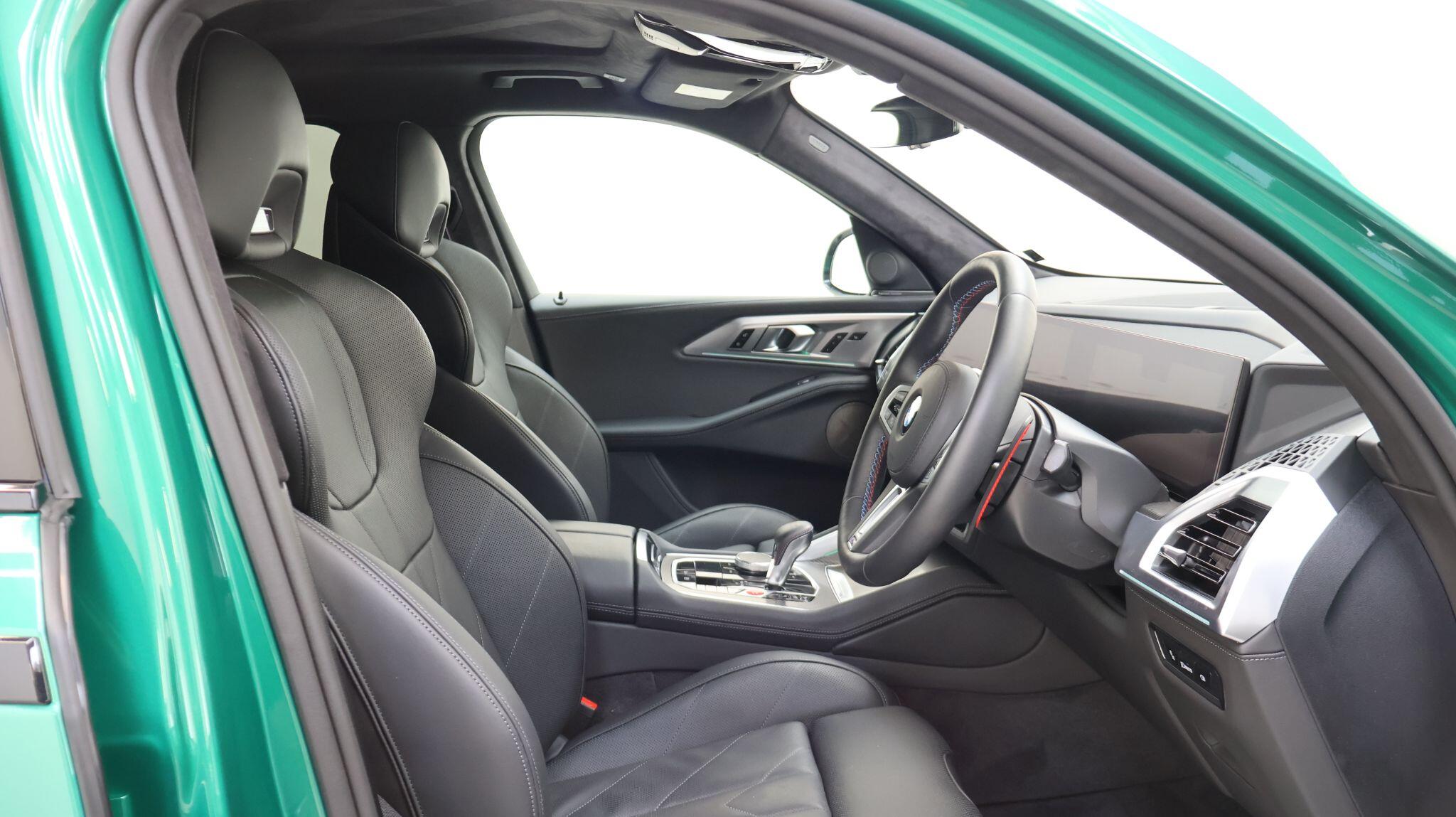 BMW XM view 10