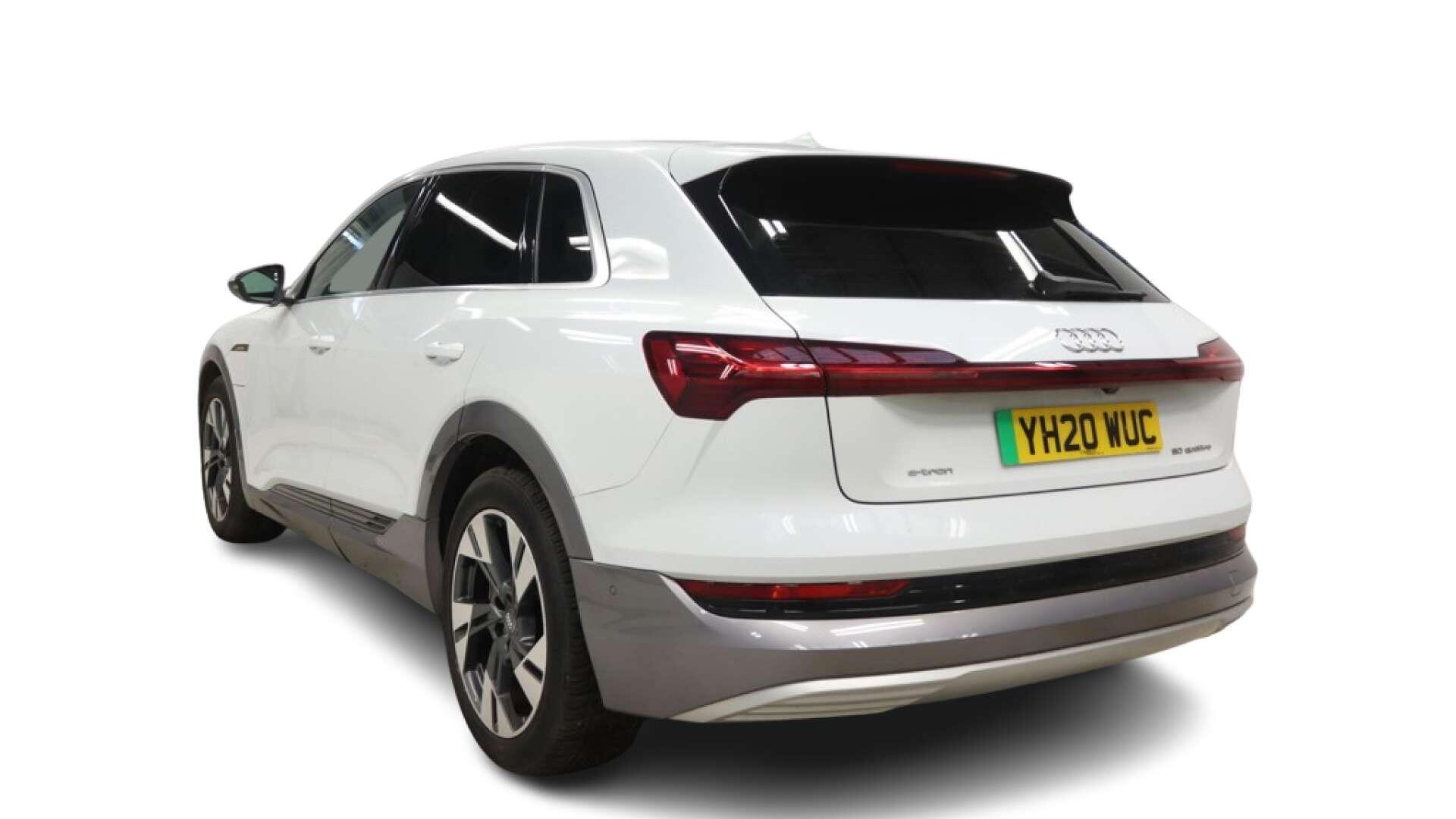 Audi E-Tron view 3