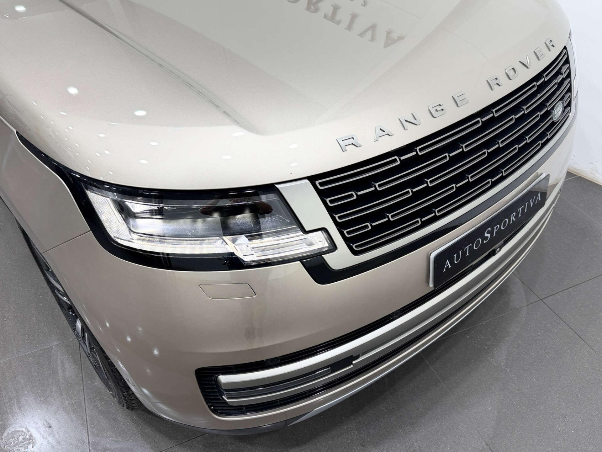 Land Rover Range Rover view 32