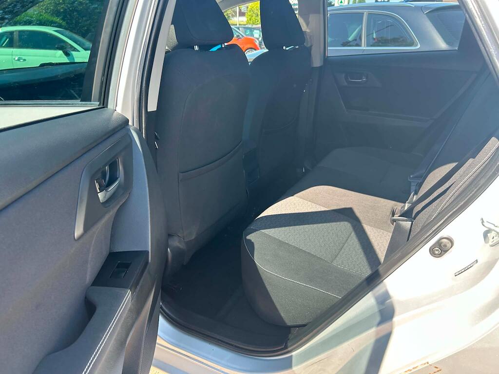 Toyota Auris view 14
